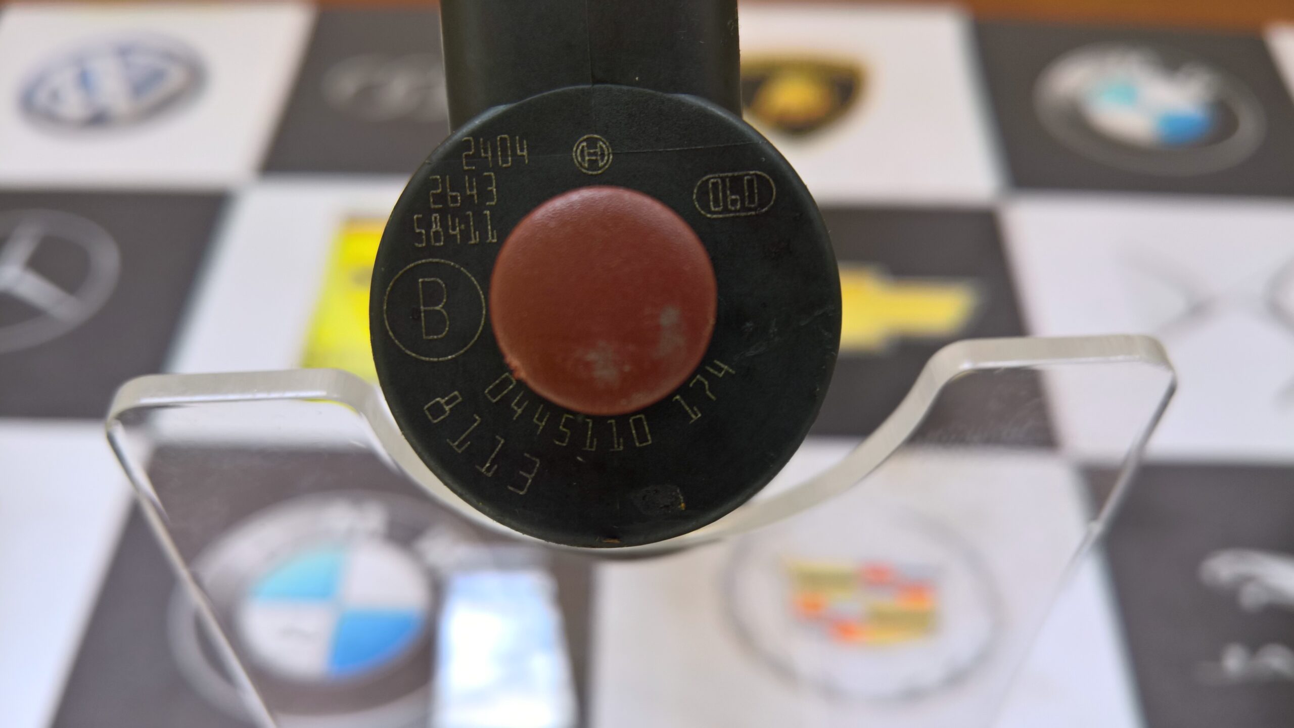 Kuro purkštukai Opel-Astra H 1.7d 74 kw. 0445110174