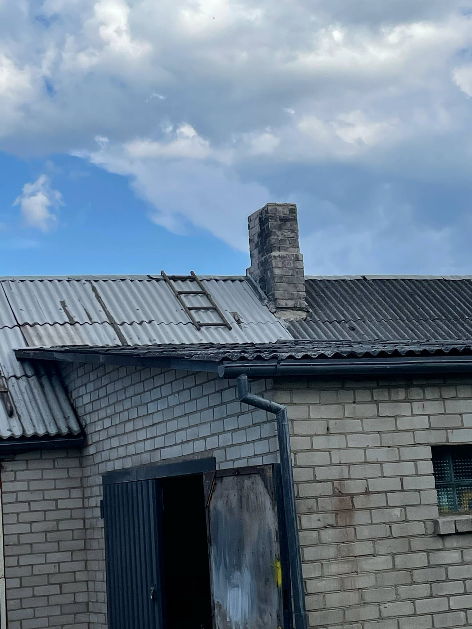 Plovimas – fasadų, stogų, trinkelių ir t.t