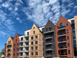 de129664-afa7-4f22-ba28-7314420c1ec6-1_all_28071