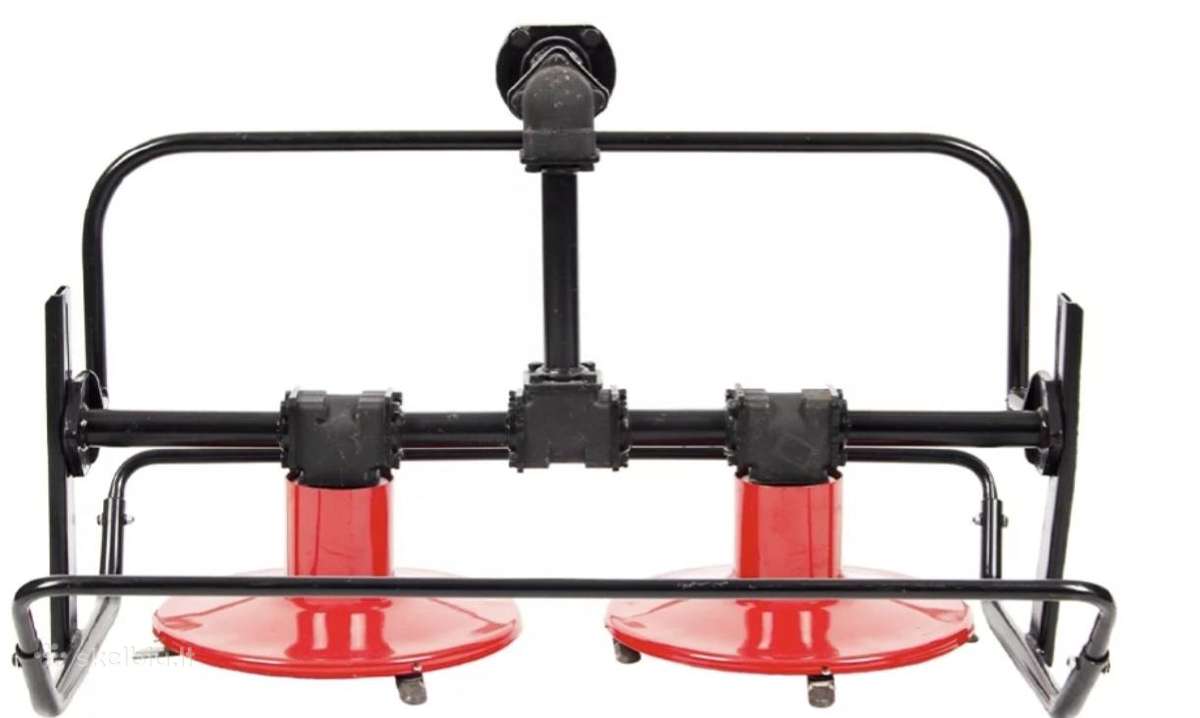 Motoblokas su daug priedų, garantija