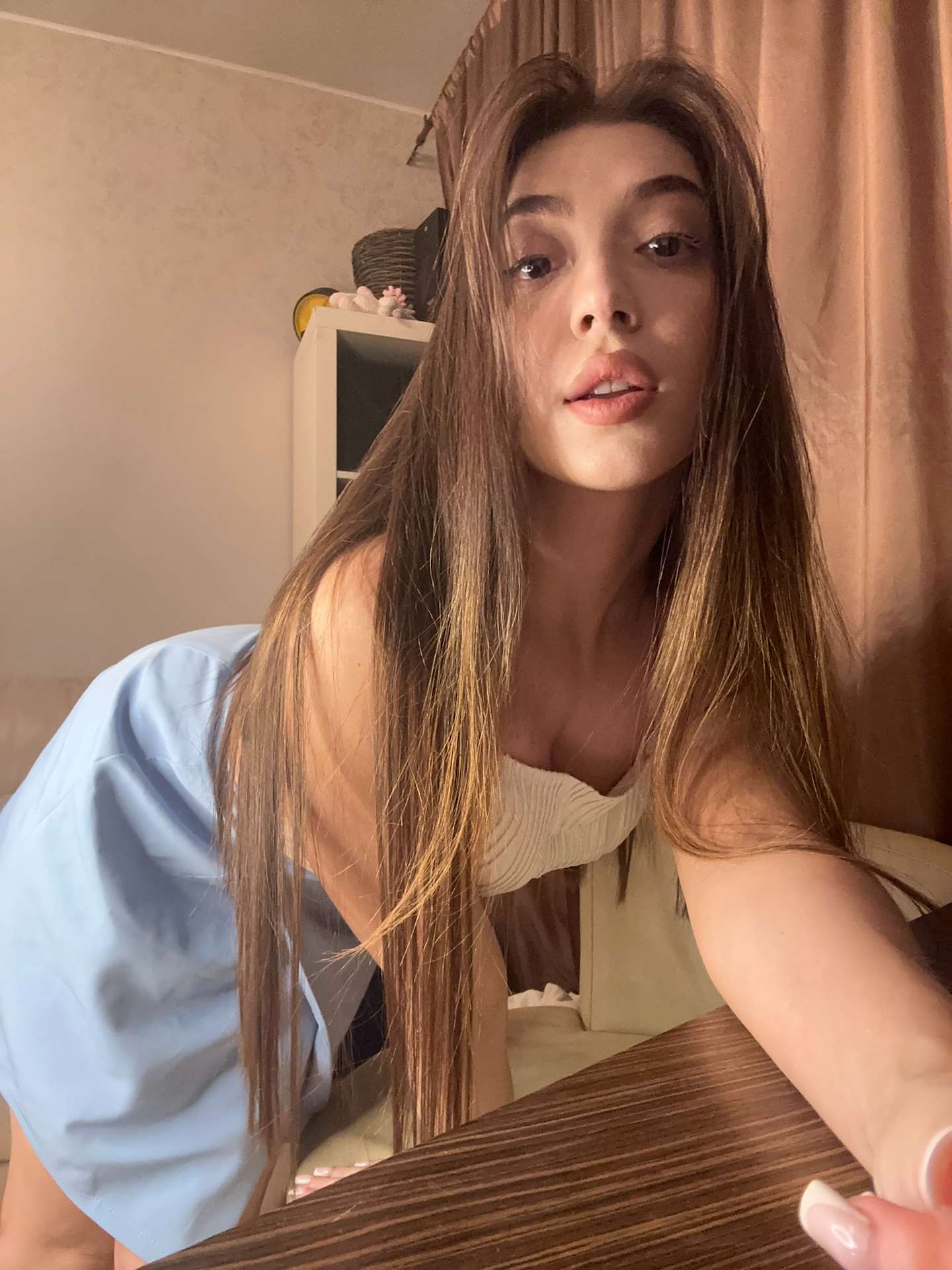 Mergina ieško vaikino – tavo svajonė.