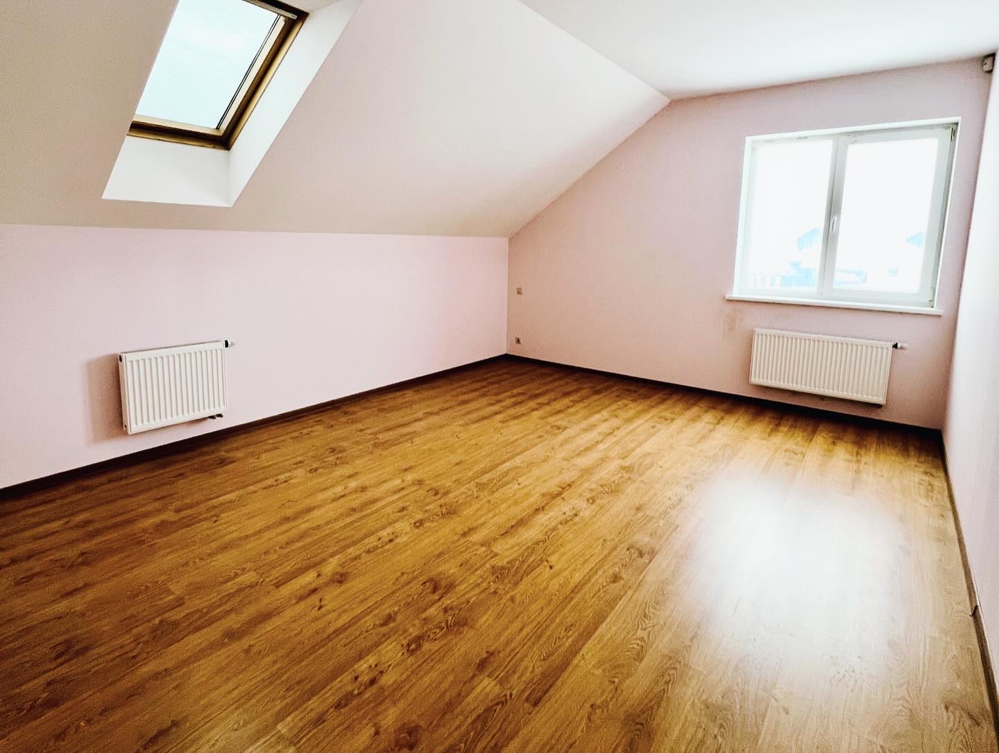 Parduodamas namas Slengiuose!