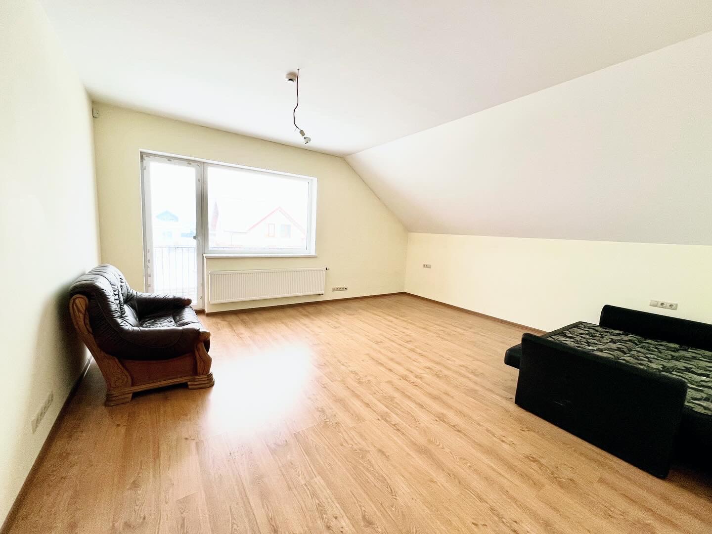 Parduodamas namas Slengiuose!