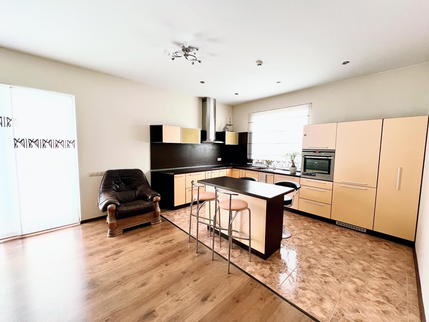 Parduodamas namas Slengiuose!