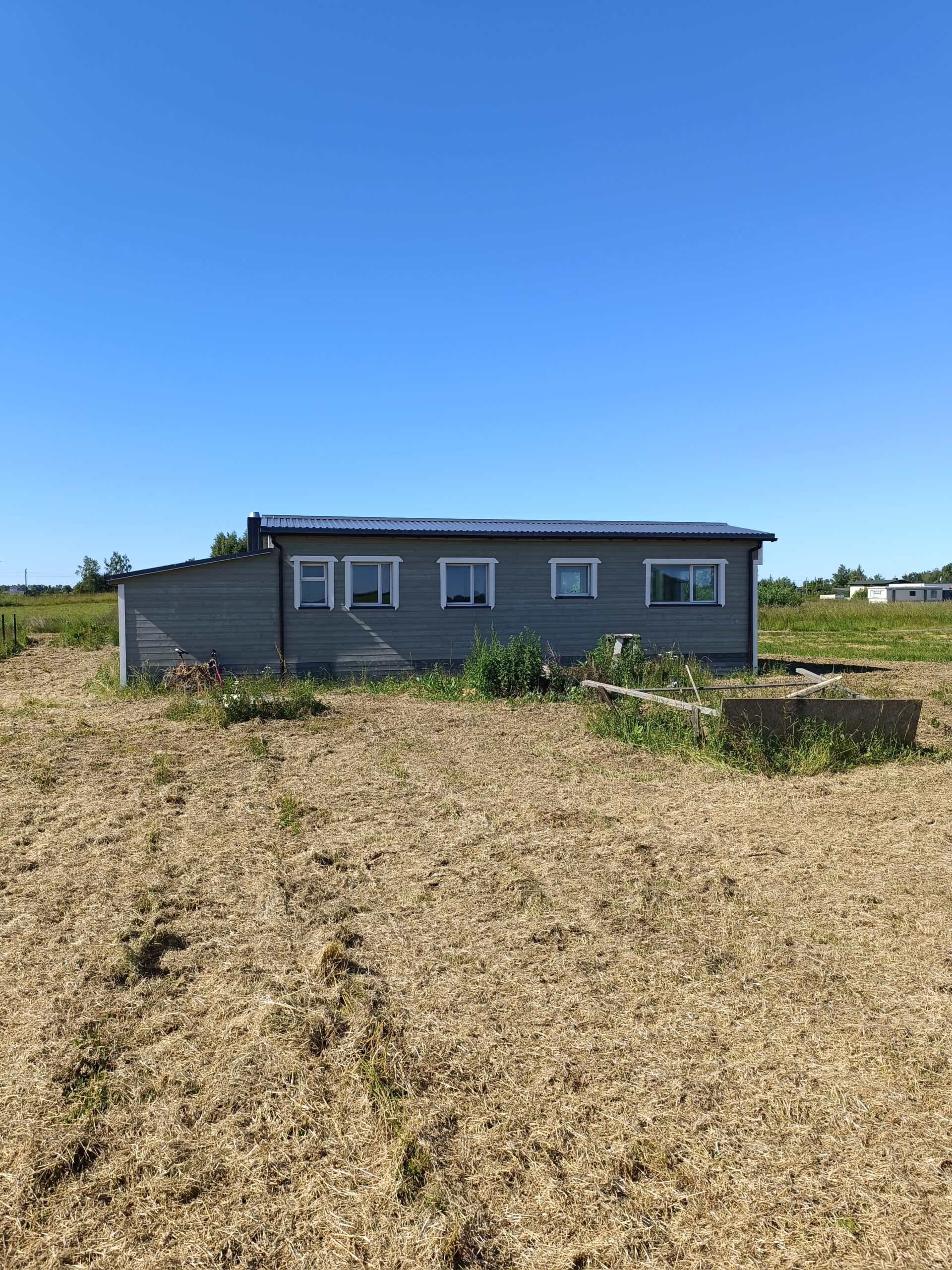 Vidmantų sen. Kiauleikių k. Parduodamas 13,42 arų sklypas su 58 kv.m. Namu. + terasa 18 kv.m.