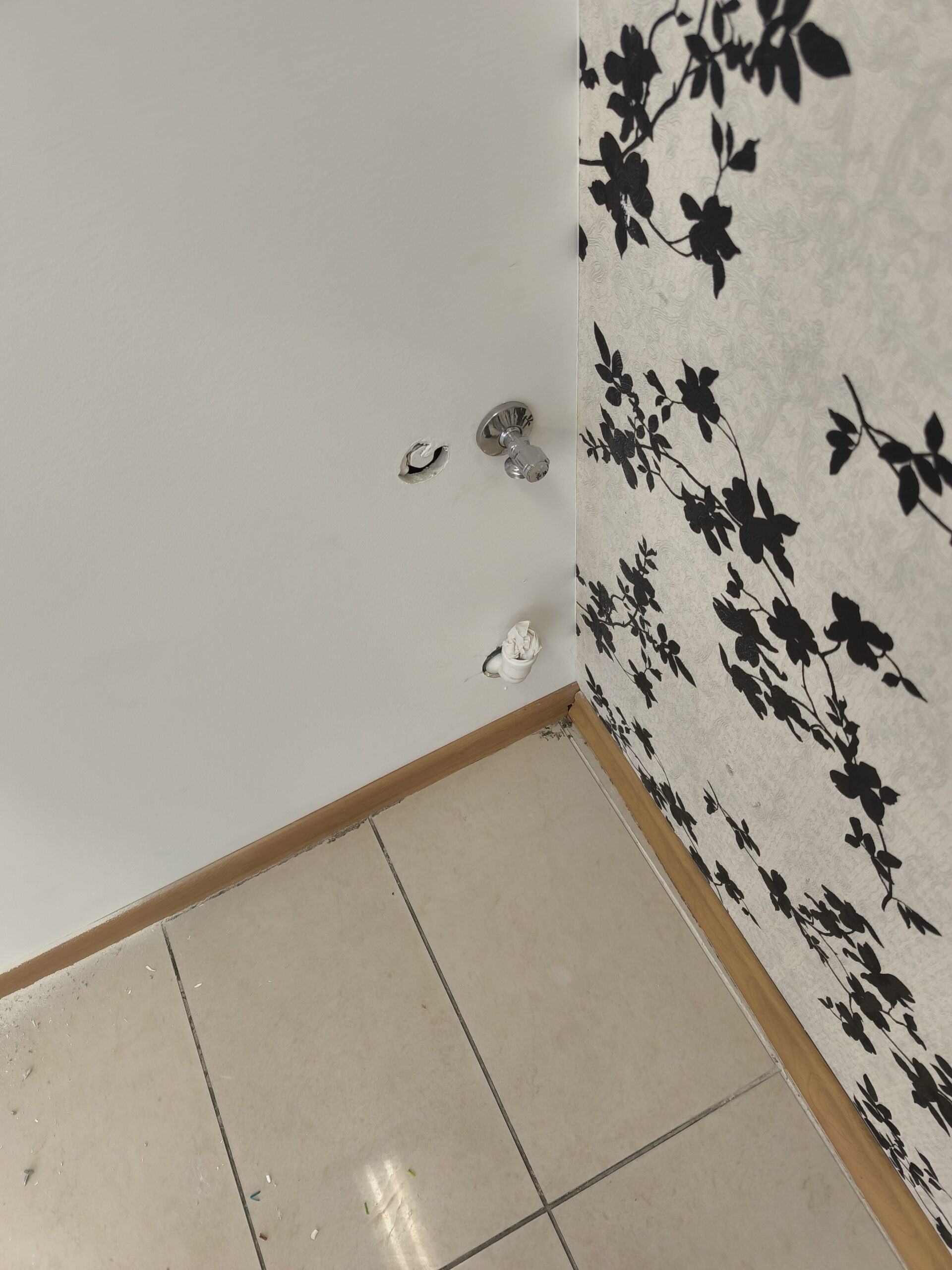 Išnuomojamos 110, 71, 49 kv.m. Patalpos Tiltų g. Klaipėdos senamiestyje