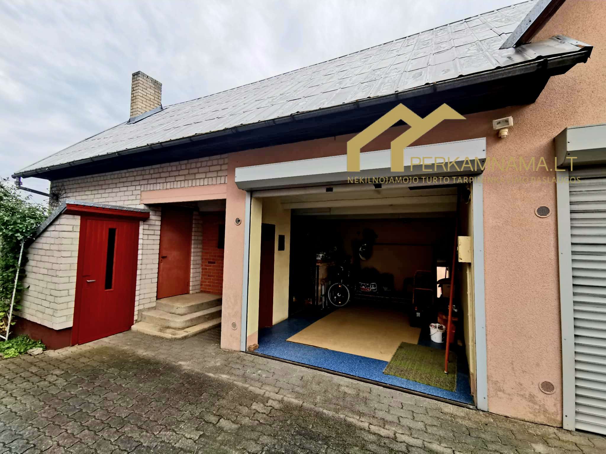 PARDUODAMAS PUSĖ NAMO SU 7 ARŲ SKLYPU GARGŽDUOSE