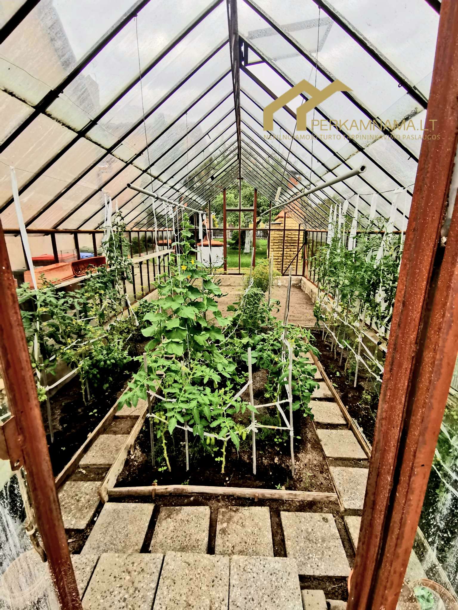 PARDUODAMAS PUSĖ NAMO SU 7 ARŲ SKLYPU GARGŽDUOSE