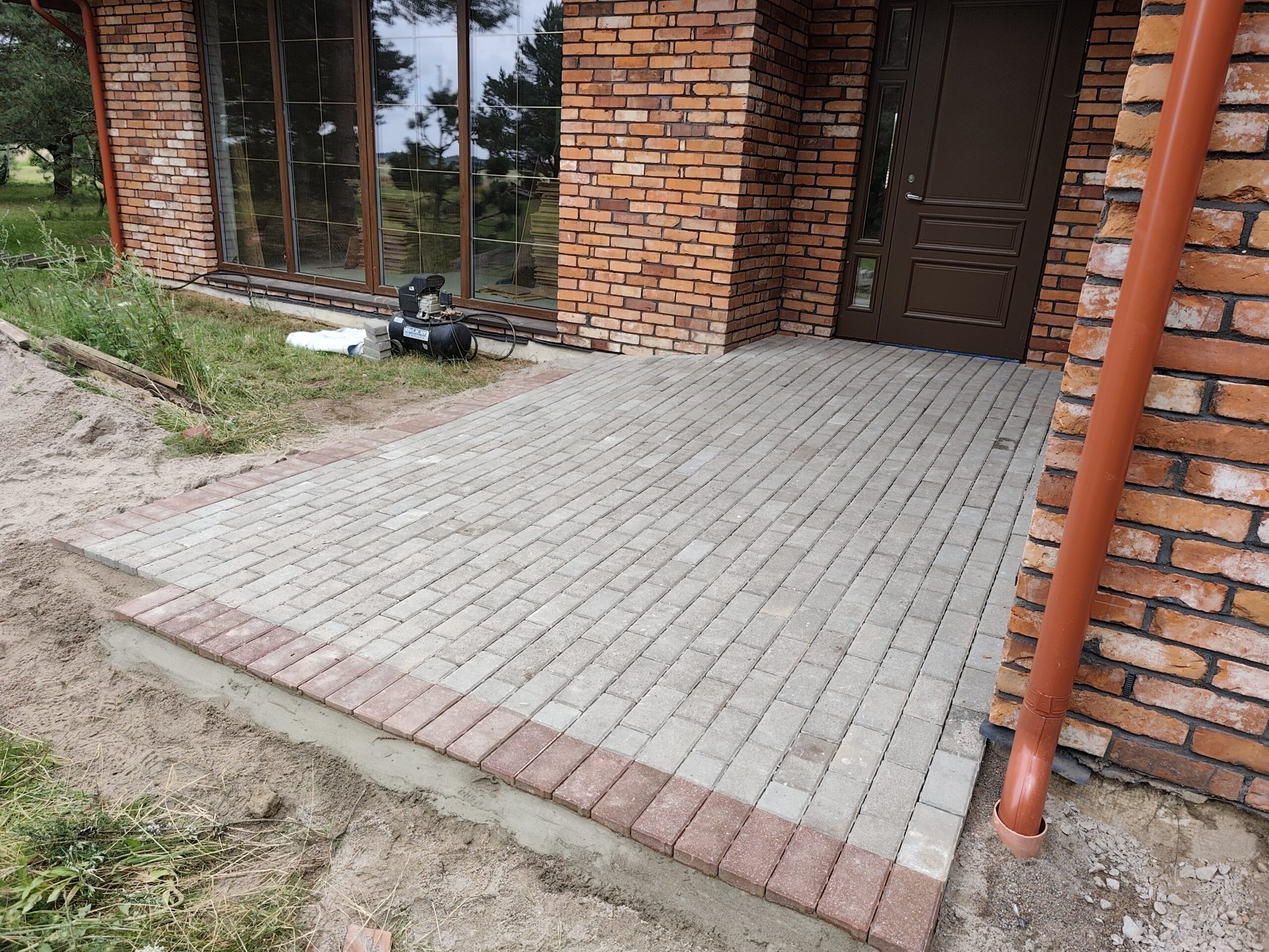 Kloju trinkeles – maži ir vidutiniai objektai