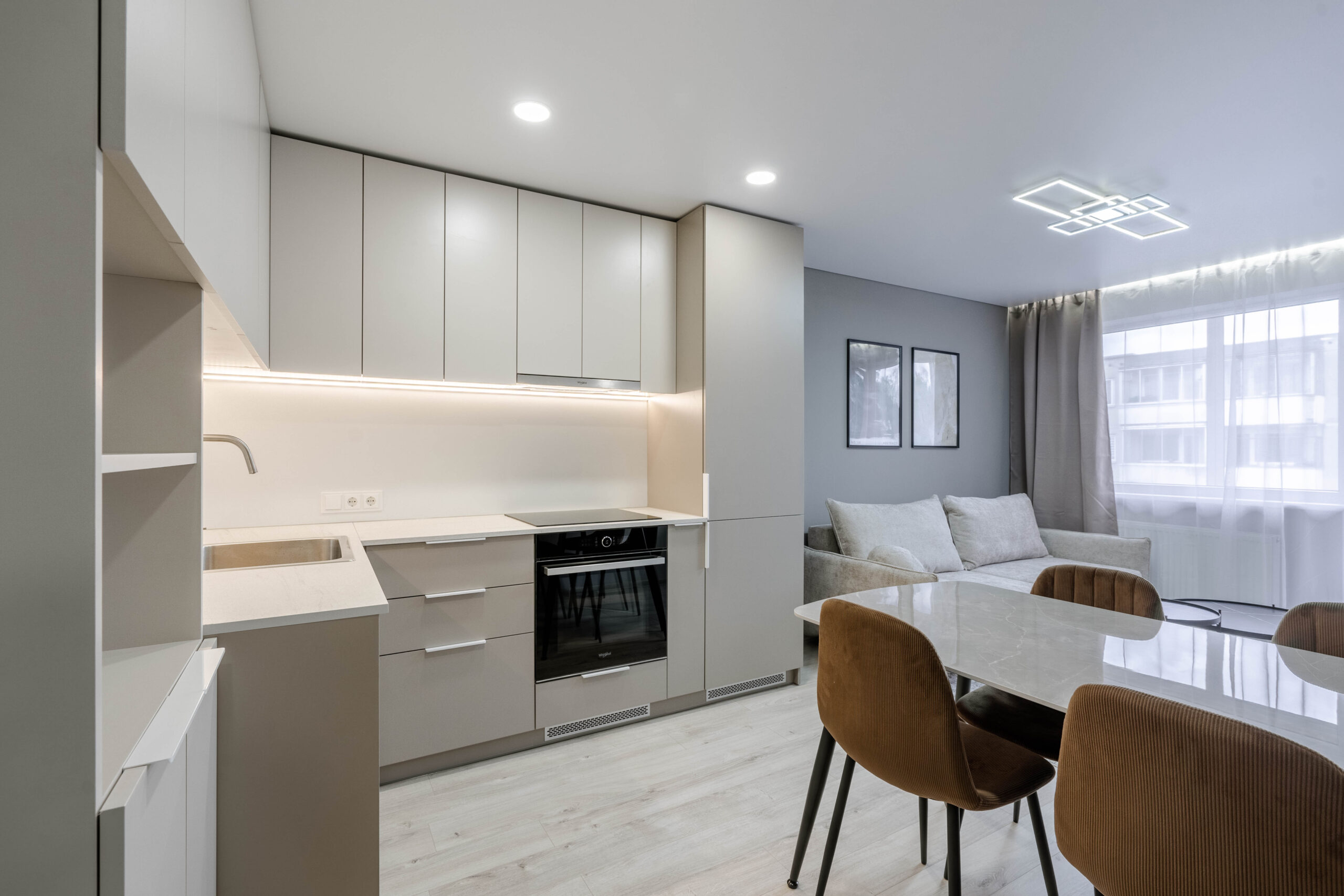 Parduodamas naujai įrengtas butas