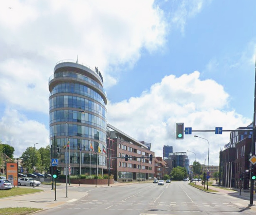 Parduodamas 2 kambarių butas