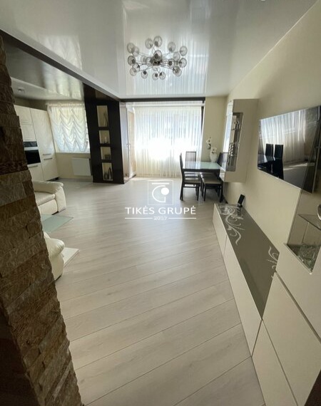 Parduodamas 3 kambarių butas