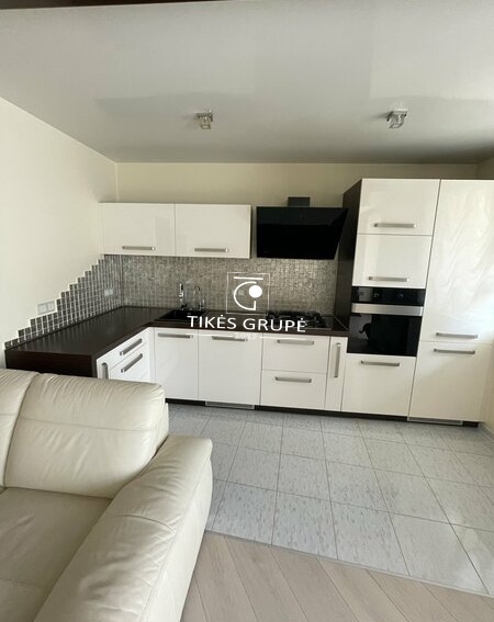 Parduodamas 3 kambarių butas