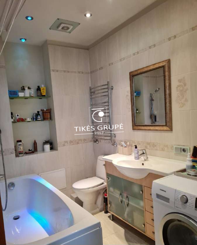 RETAI PASITAIKANTIS BUTAS RINKOJE