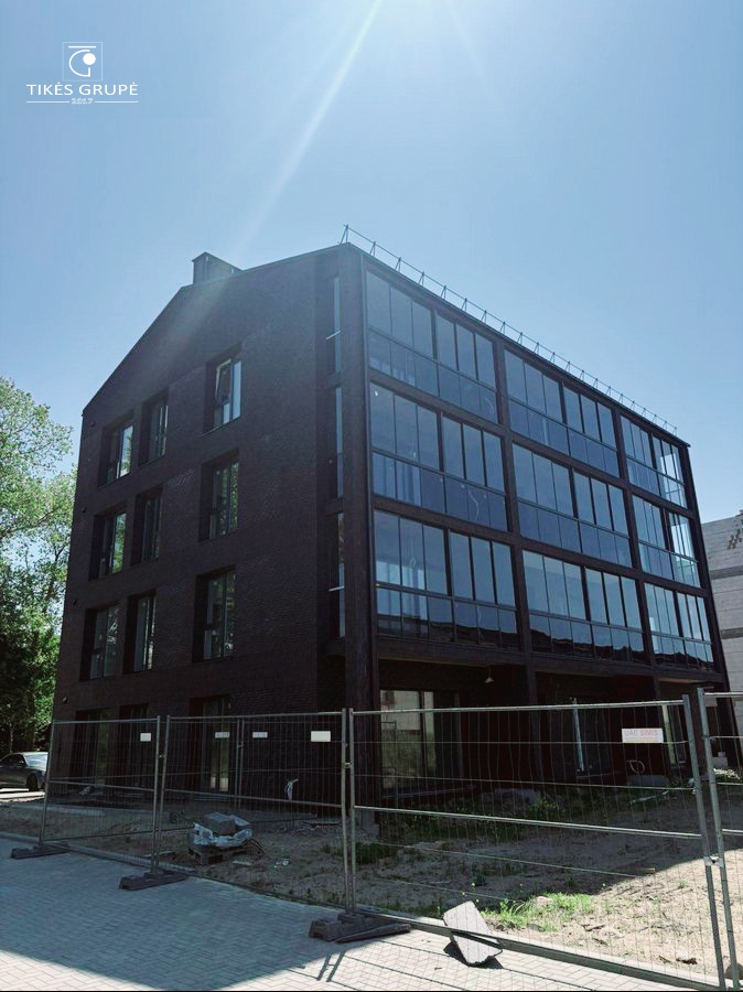 Parduodami naujos statybos name butai