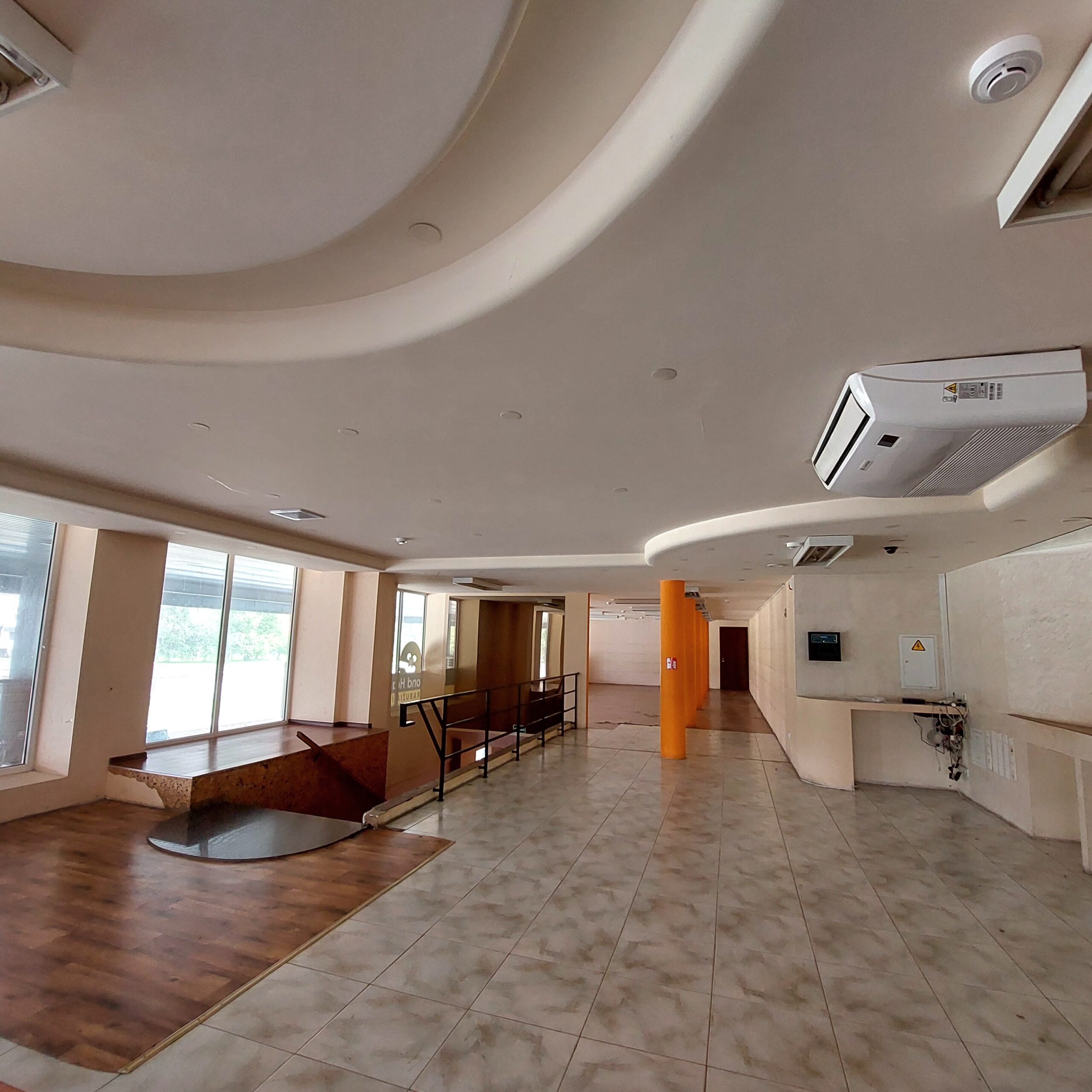 Išnuomojamos prekybinių patalpų dalis