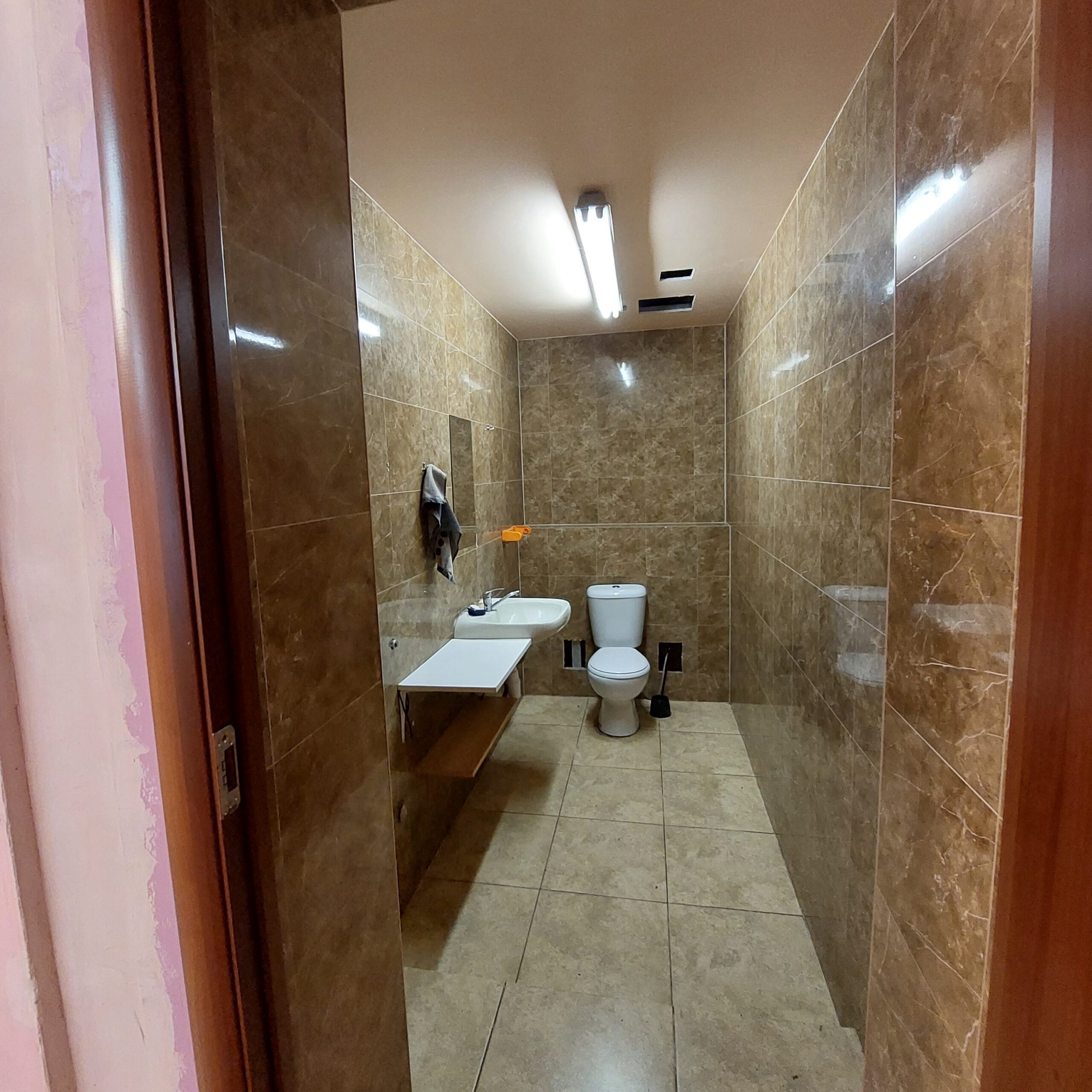 Išnuomojamos prekybinių patalpų dalis