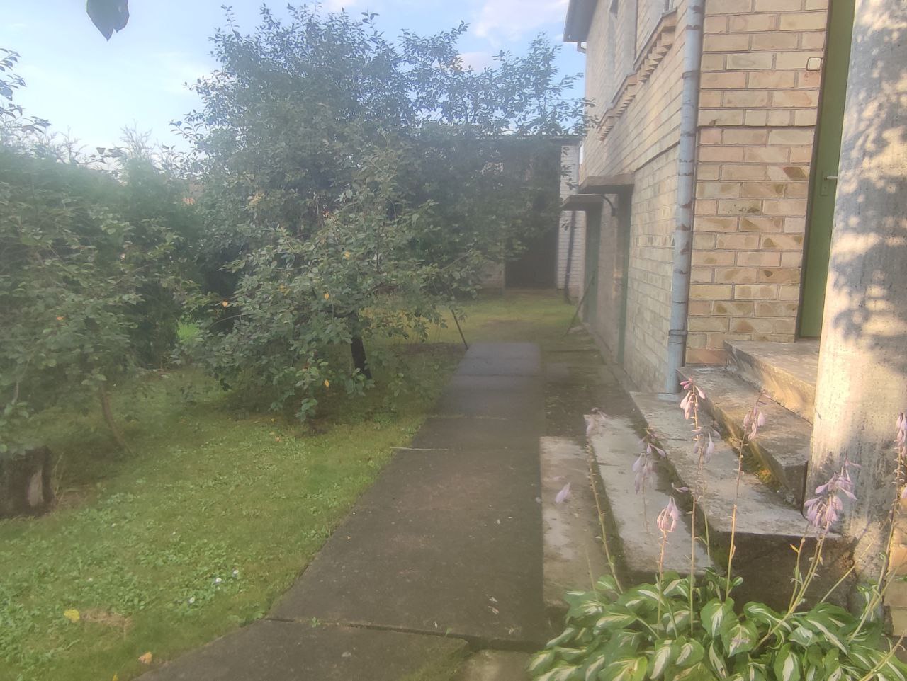 Parduodamas tvarkingas namas