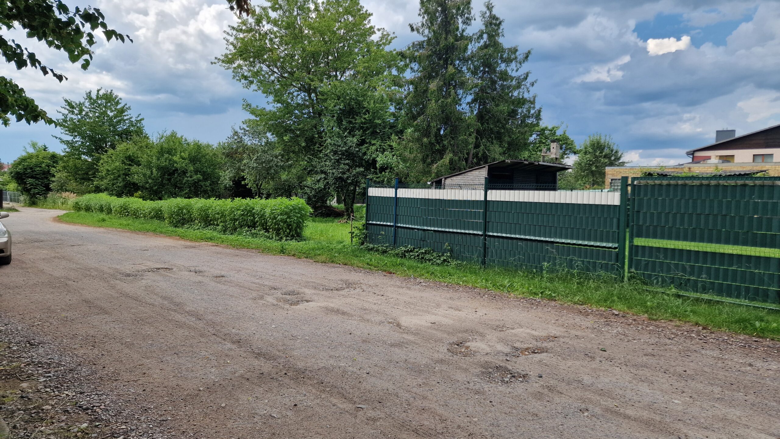 Parduodamas sodų bendrijoje „Šarmutas“ sodas Vėgėlių g. 78 Panevėžys. Sklypas 7,8 aro