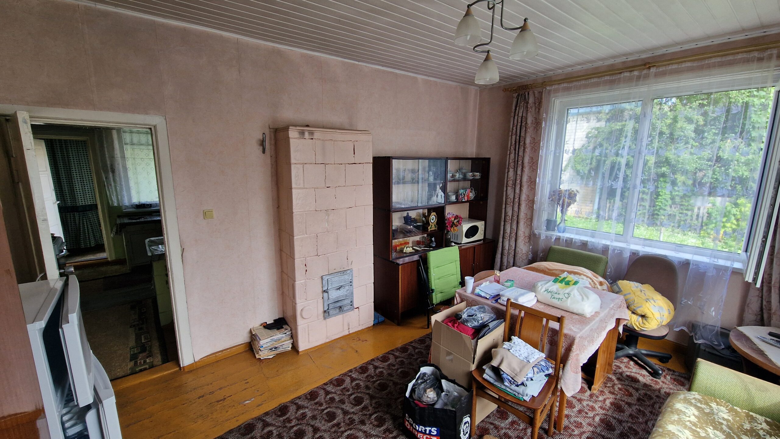 Parduodamas mediniame name 2 kambarių butas pirmame aukšte Staniūnų g. 24 Panevėžys