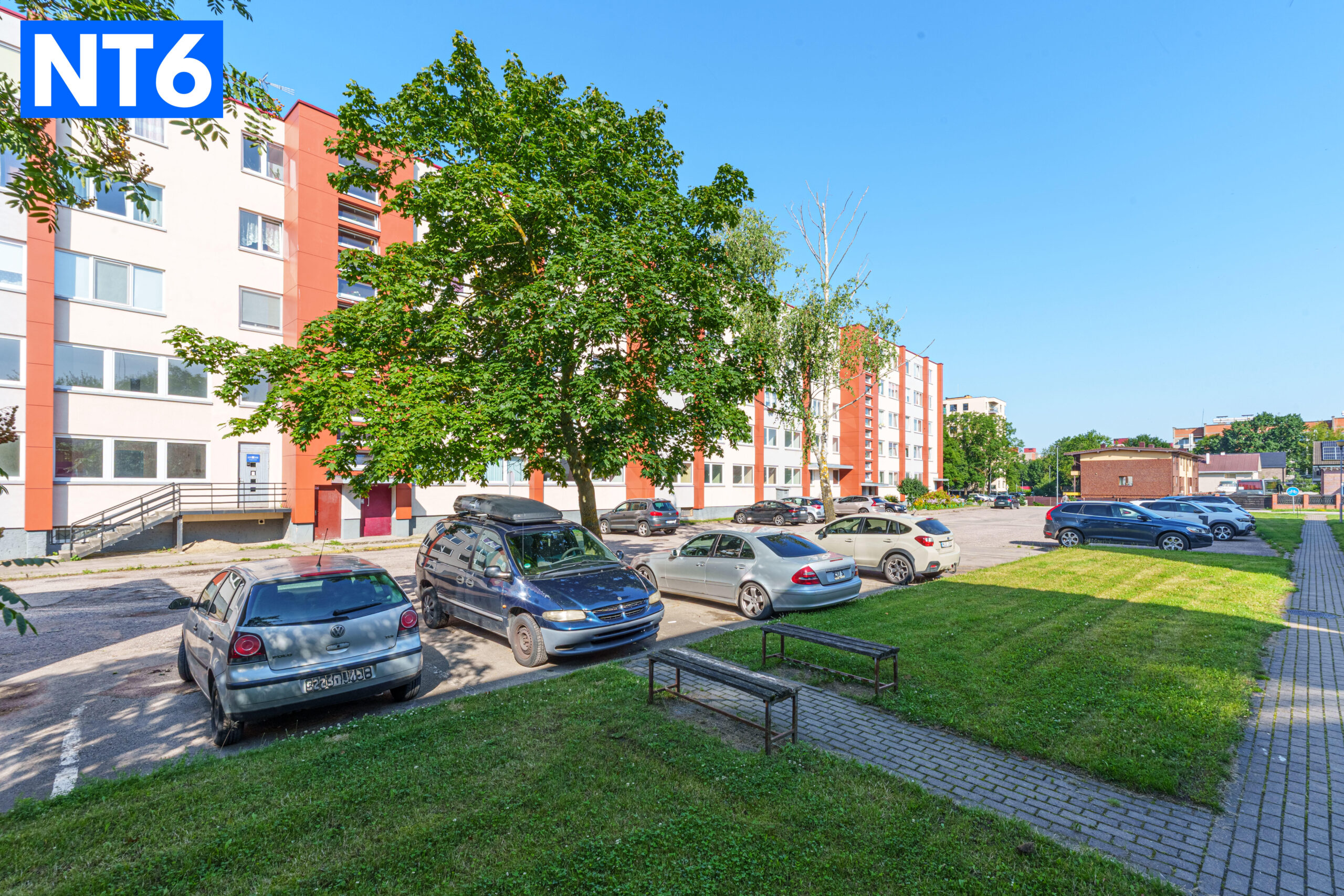 Parduodamas 2 kambarių butas