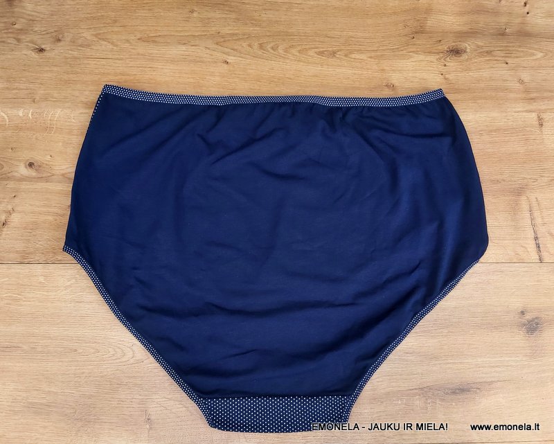 DIDELIŲ DYDŽIŲ KELNAITĖS su taškučiais