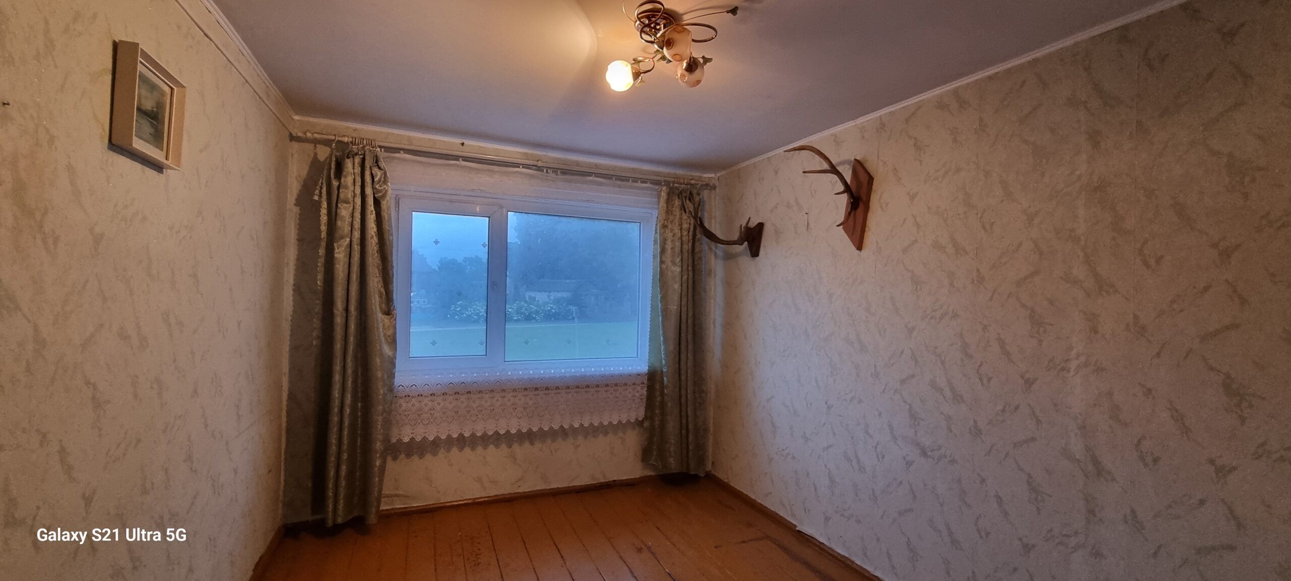 Parduodama namo dalis