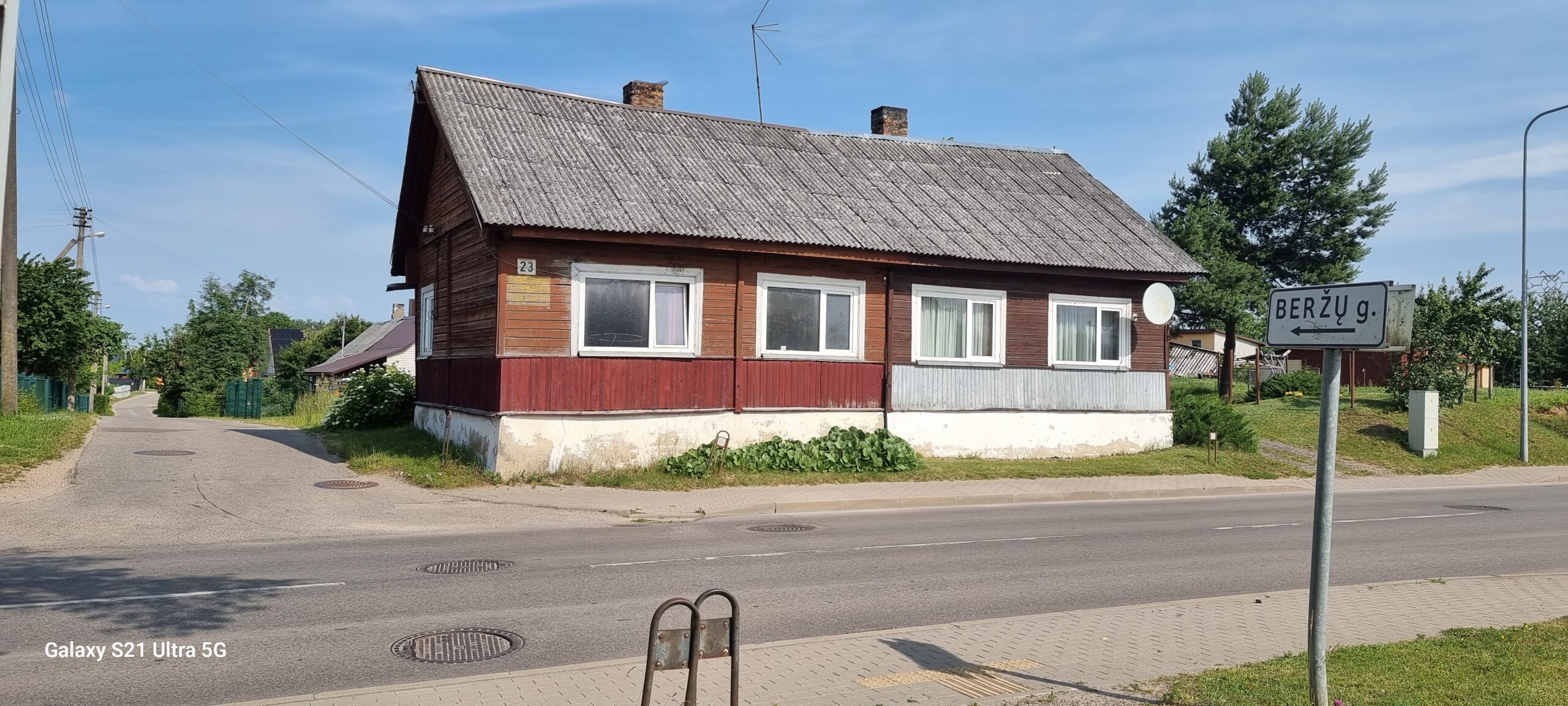 Parduodama namo dalis