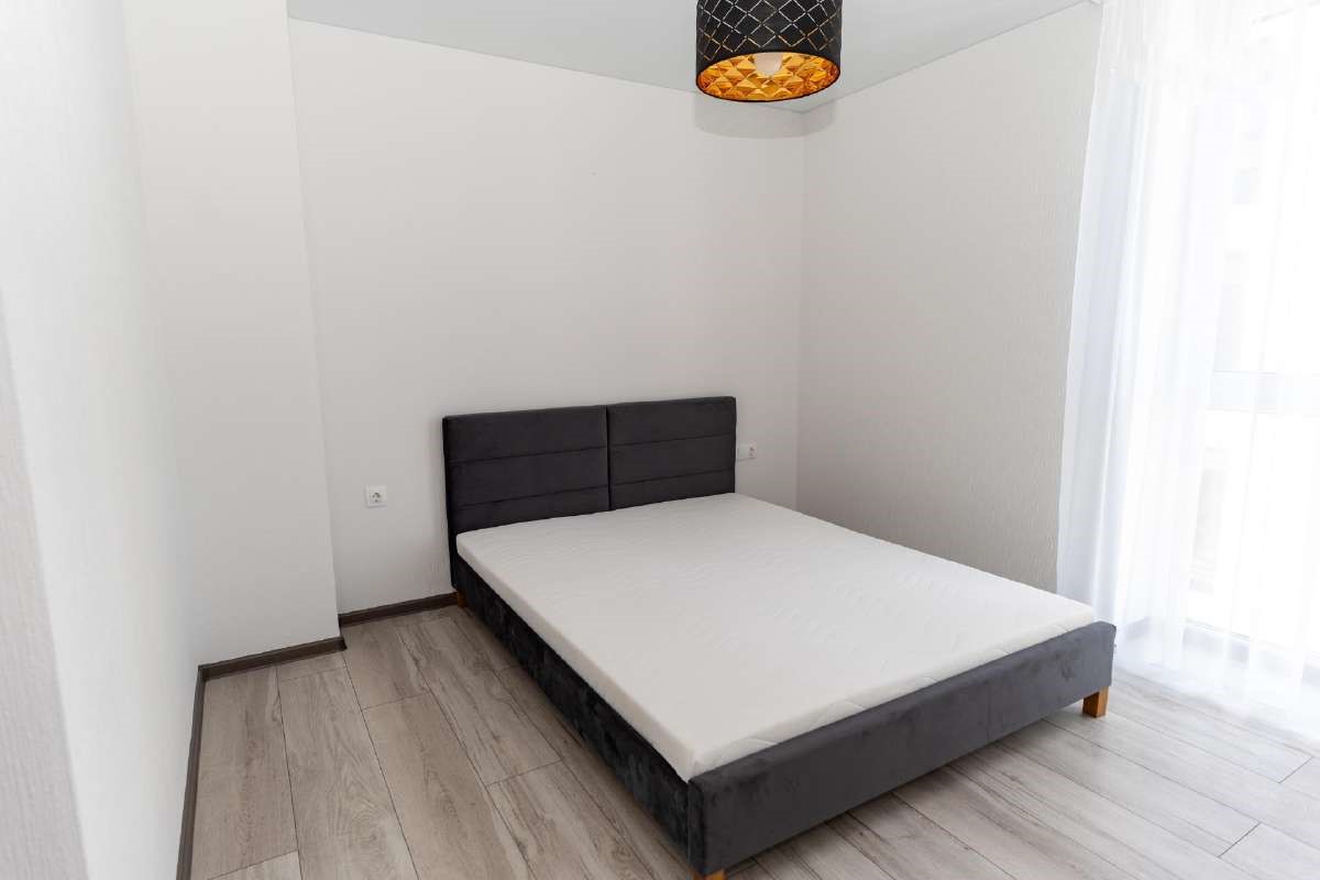 Gargzduose, parduodamas naujos statybos 3 kambarių butas su sandėliuku.