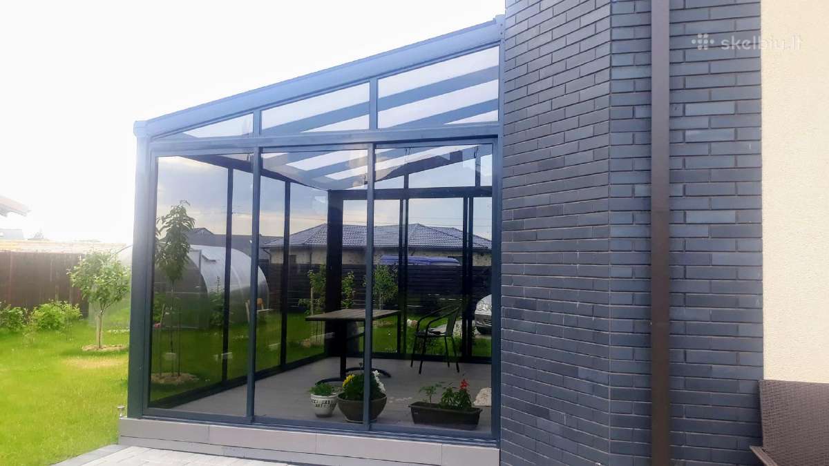 Aliuminio stoginės. Verandų stiklinimas