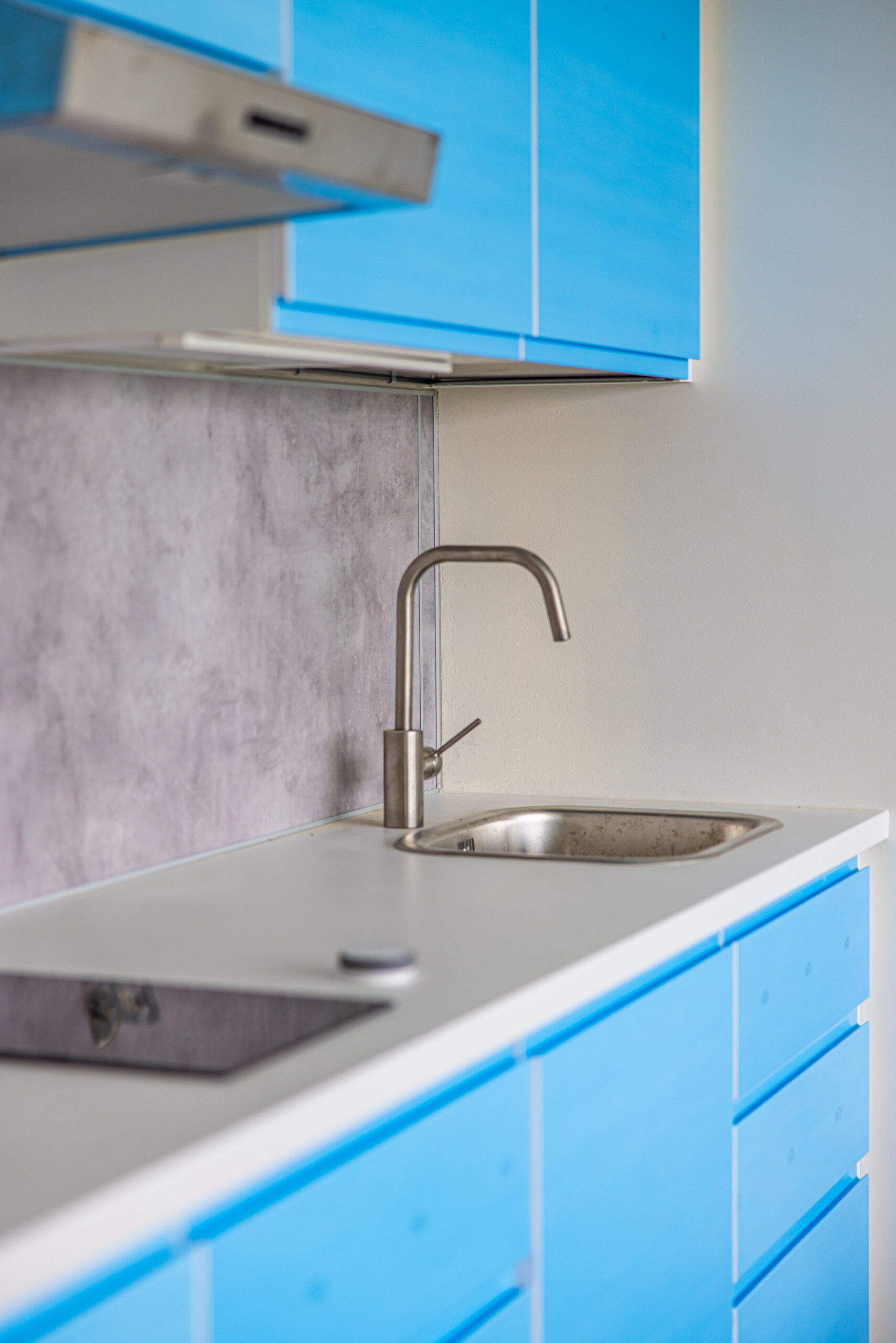 Parduodamas 1 kambario butas Šventojoje Mokyklos g. Pilnai įrengtas, 2 aukštas