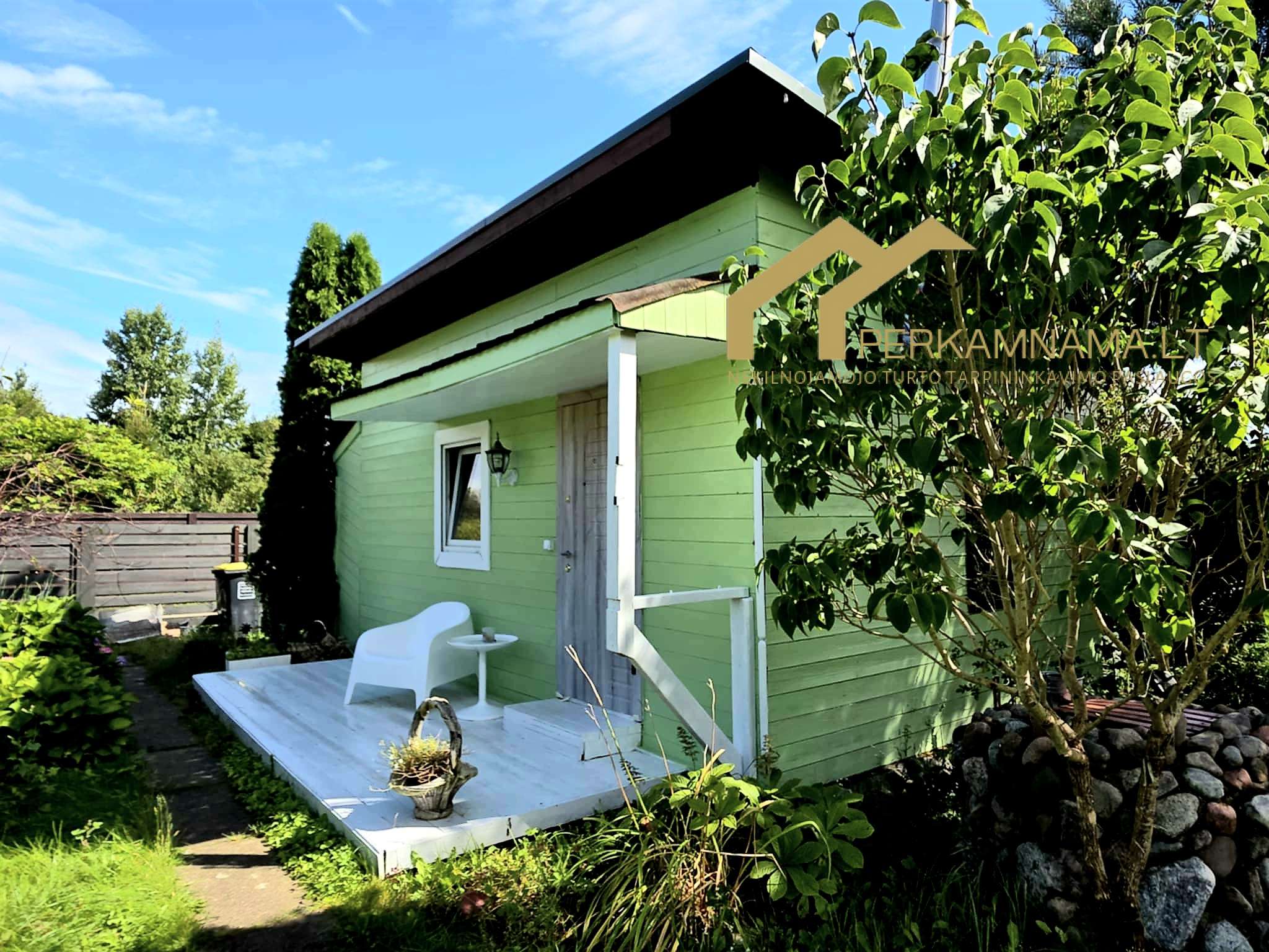 Parduodamas sodo namas