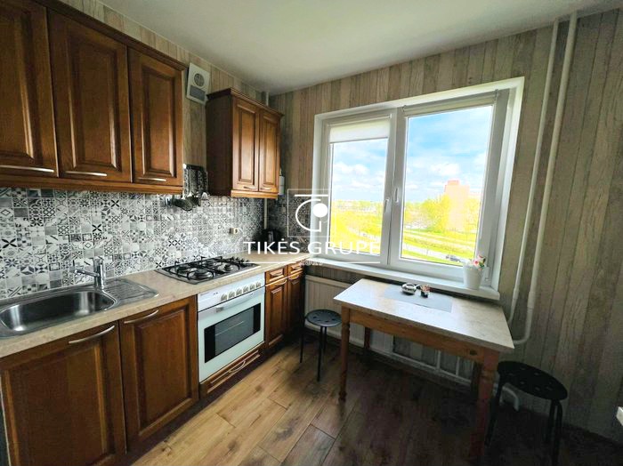 Parduodamas 1 kambario butas su balkonu