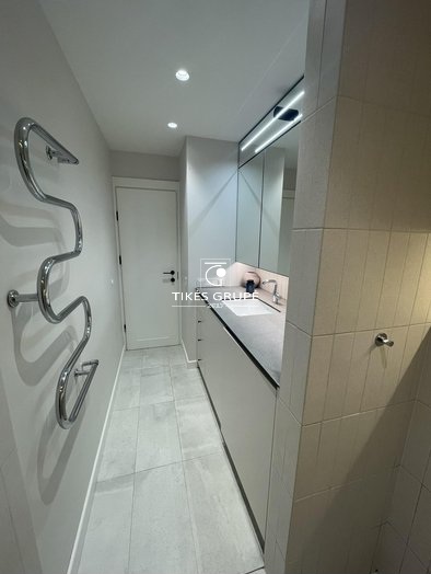 Ramioje vietoje parduodamas 2 kambarių butas