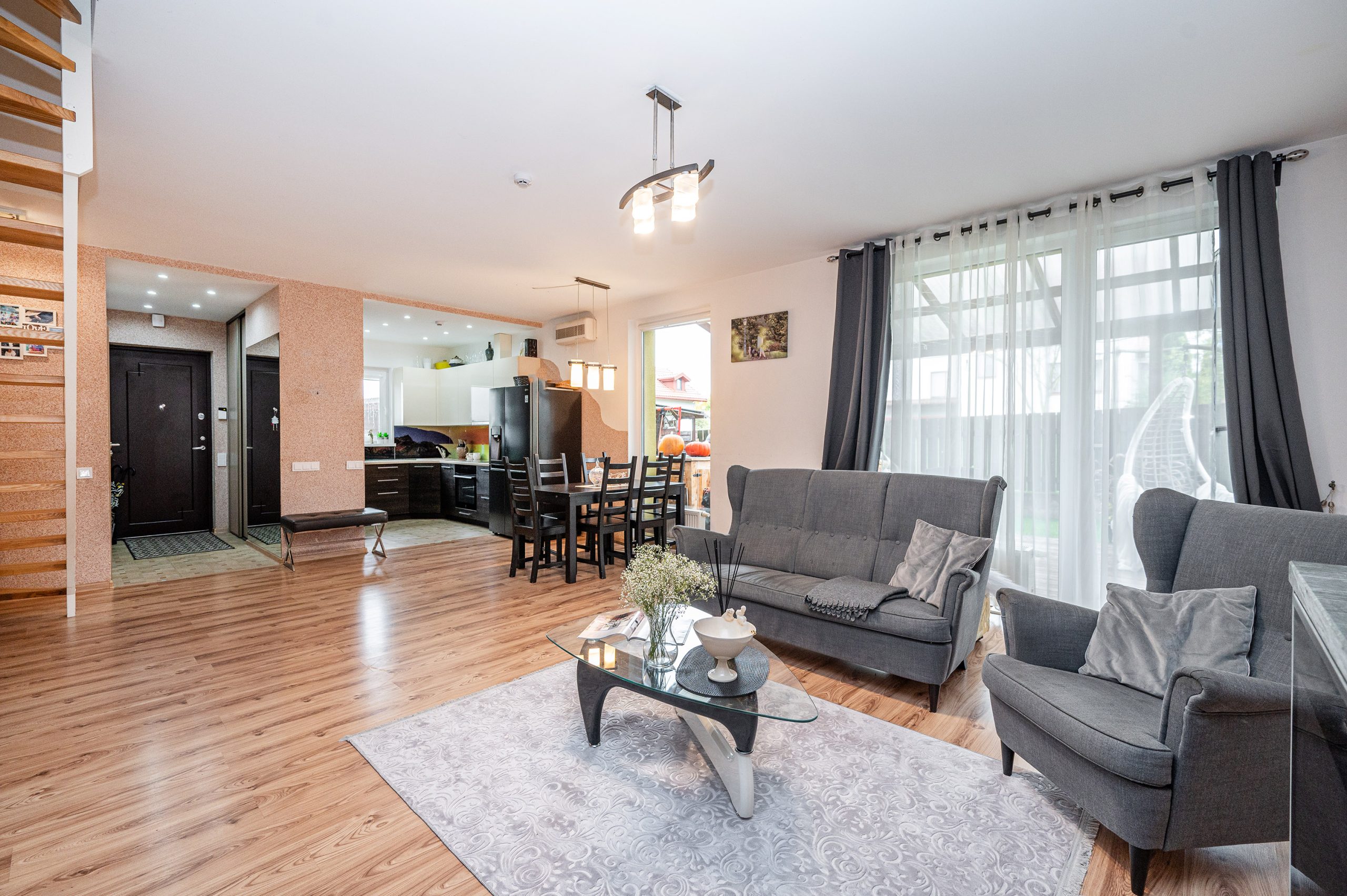 Parduodamas pilnai įrengtas 97 kv. m namas Vilniuje, Balsiuose