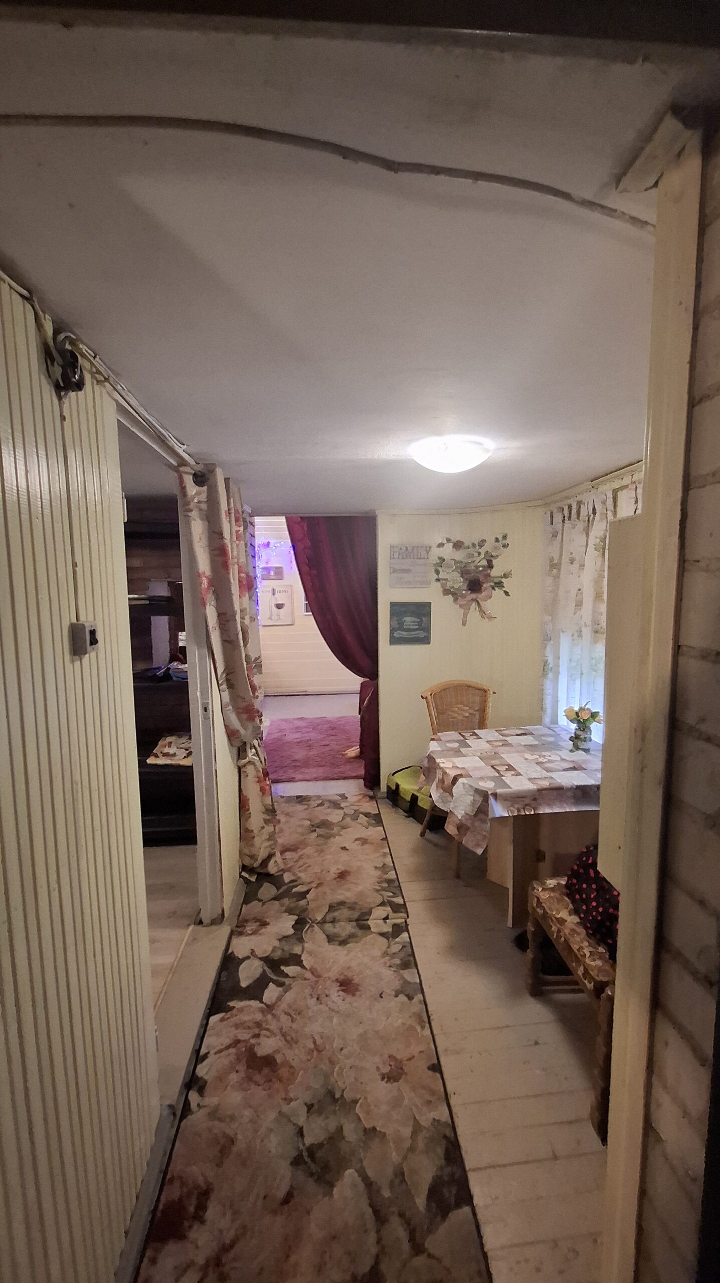 Parduodamas sodo namas Šernų soduose, šalia miško, stotelės ir parduotuvės!