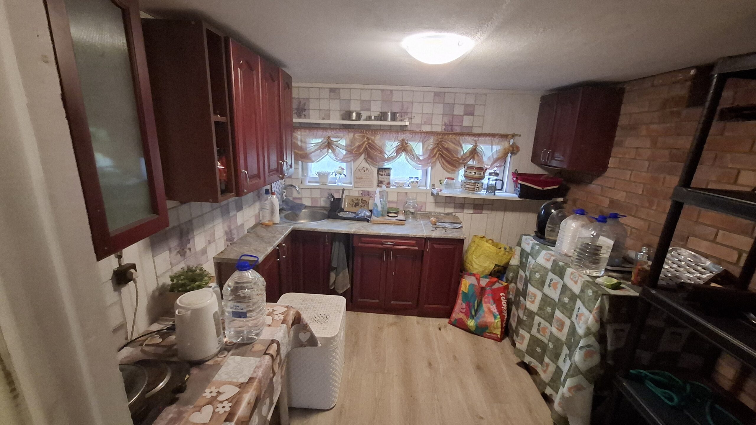 Parduodamas sodo namas Šernų soduose, šalia miško, stotelės ir parduotuvės!