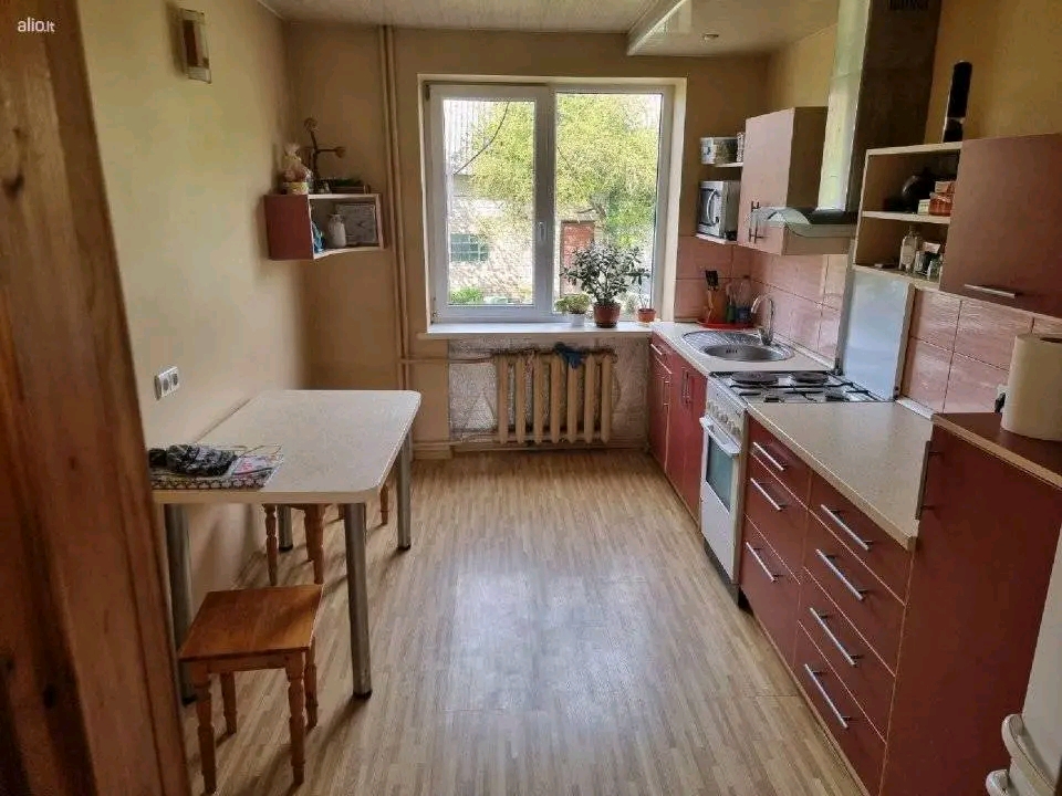 Parduodamas erdvus namas Panevėžio raj. Paliuniskio-km