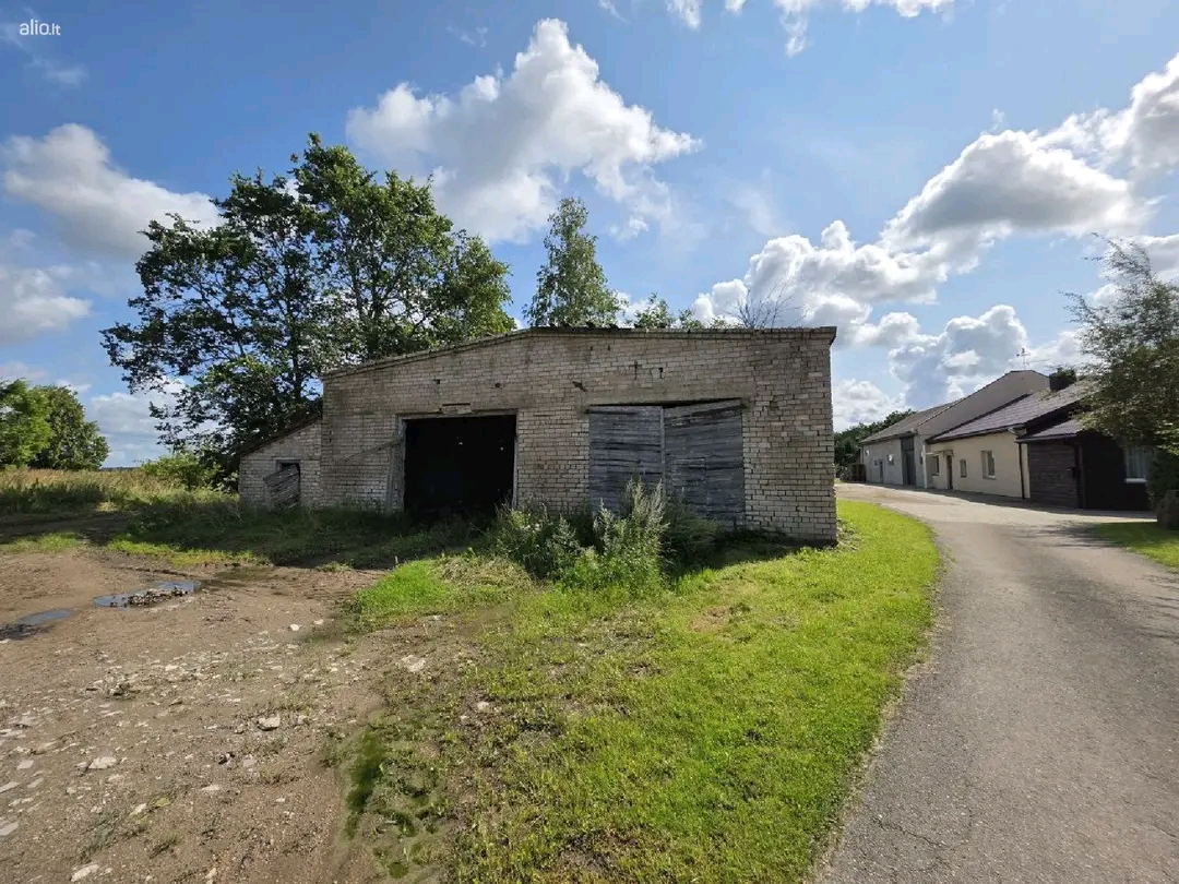 Parduodamos patalpos Kretingos raj. Darbėnų sen. Vaineikiu km. Galima išsimokėtinai.