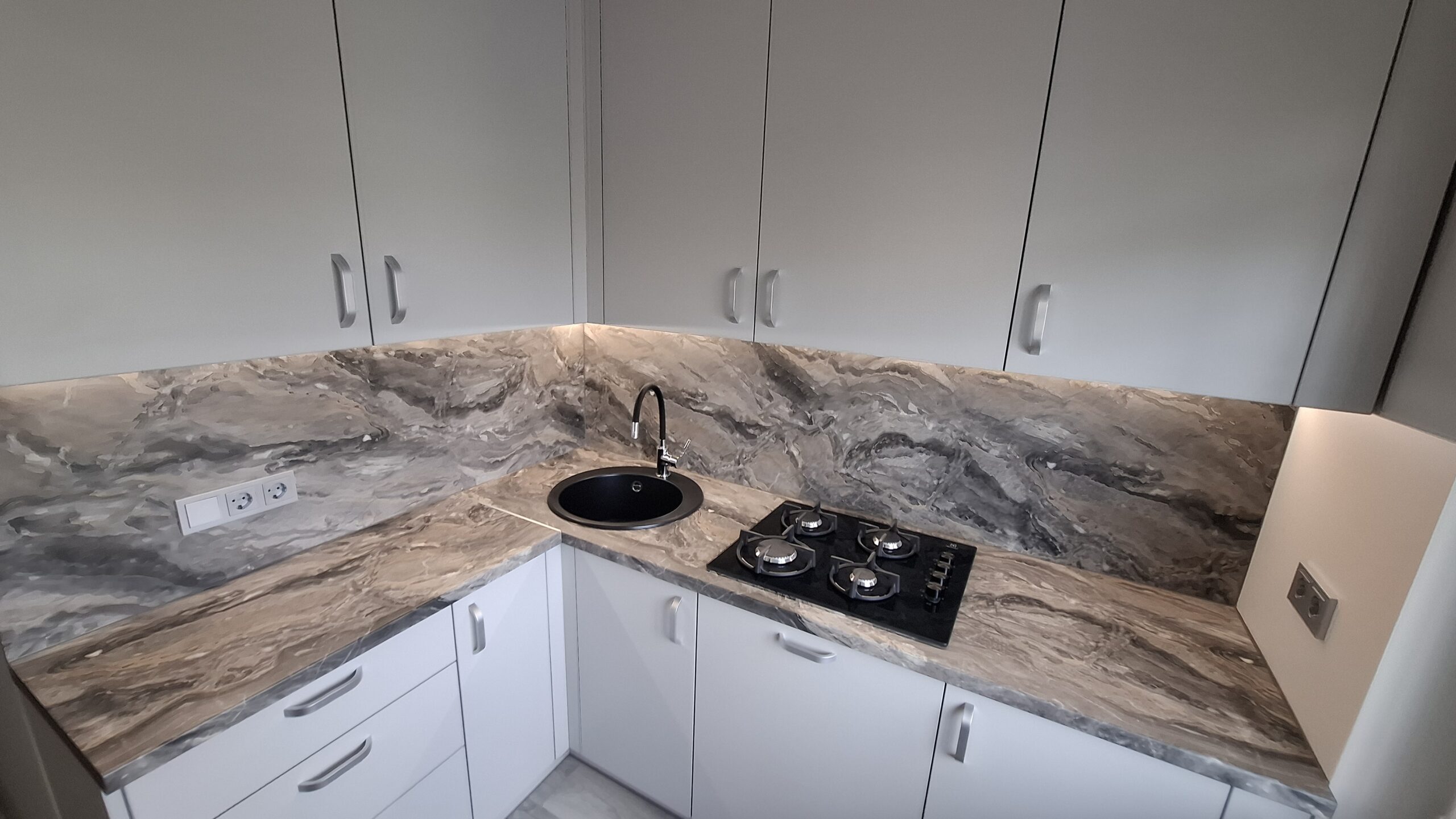 Parduodamas 2 kambarių butas po kapitalinio remonto