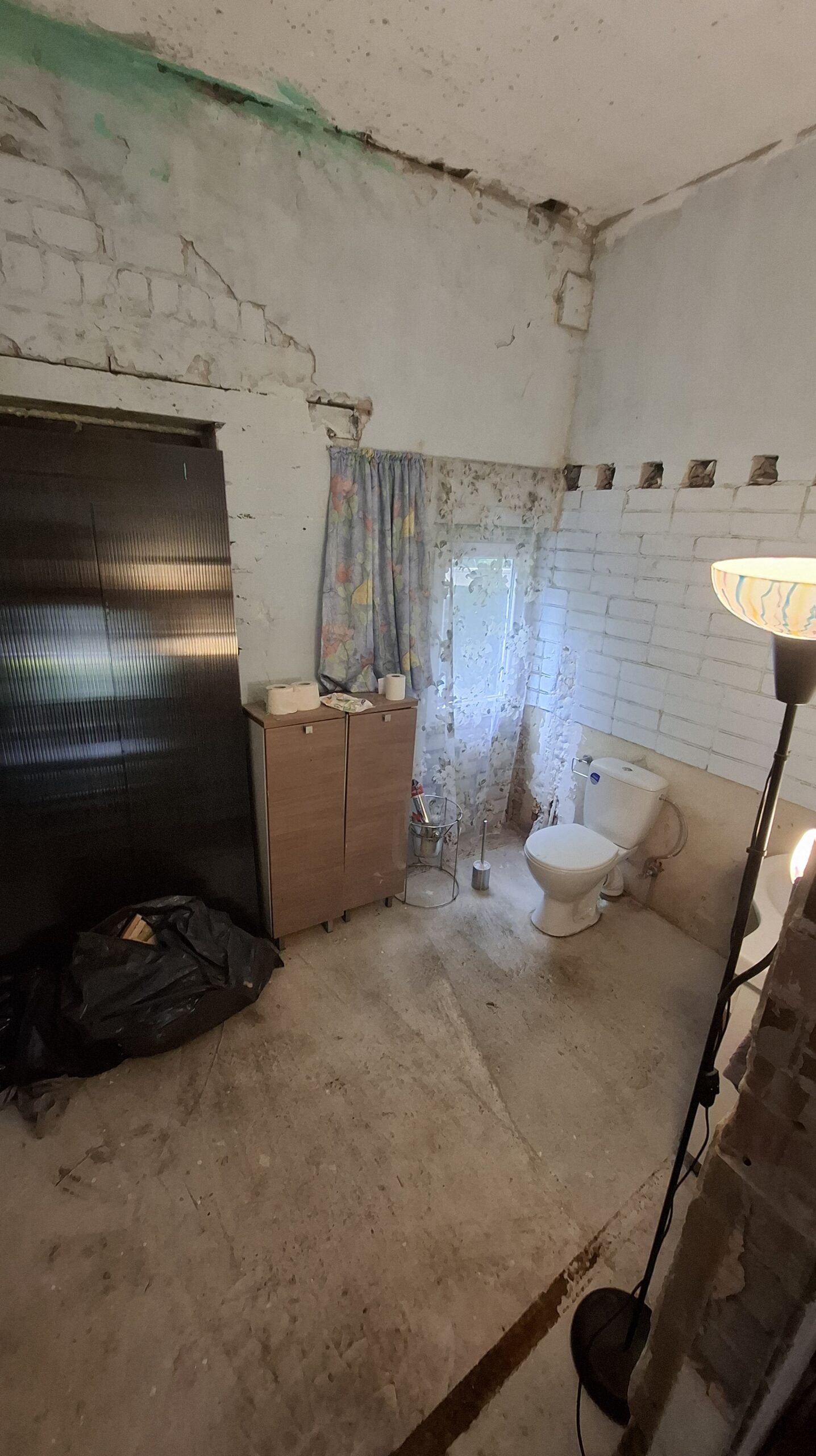 Parduodamas sodo namas Šernų soduose, šalia miško, stotelės ir parduotuvės!