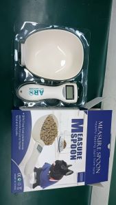 Maisto matavimo šaukštas-svarstyklės šunims ir katėms