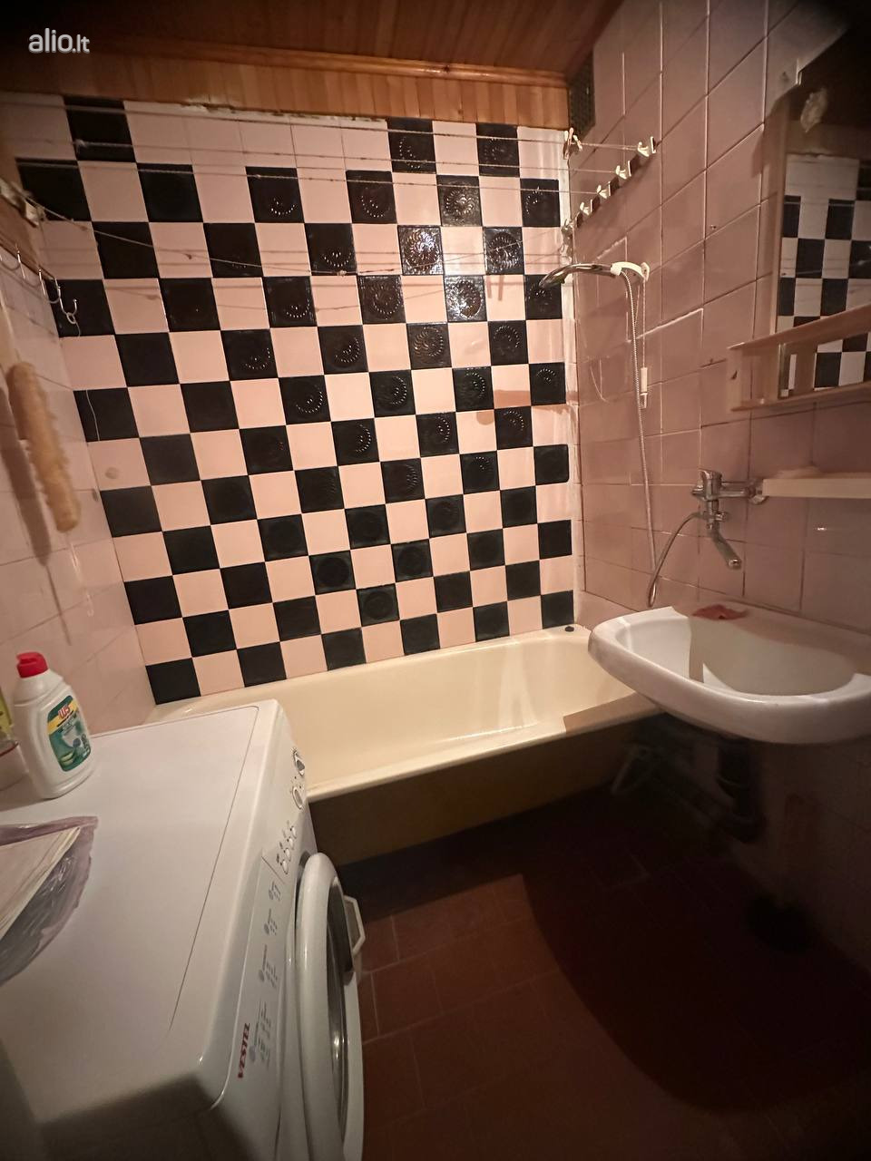 Parduodamas 3 kambarių butas Alytuje