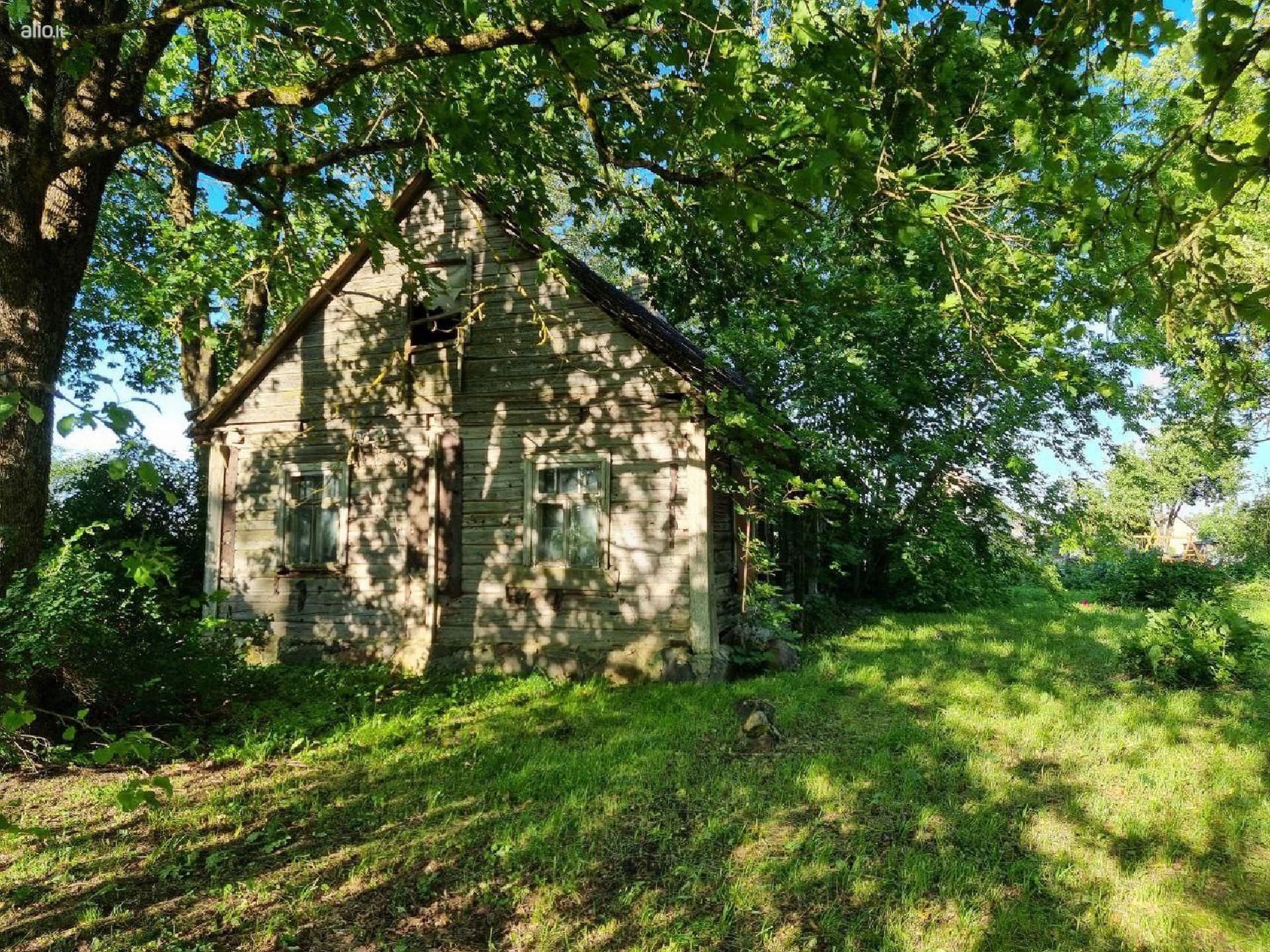 PARDUODAMA Sodyba Biržu raj .Skrebiskiu km. GALIMA IŠSIMOKĖTINAI