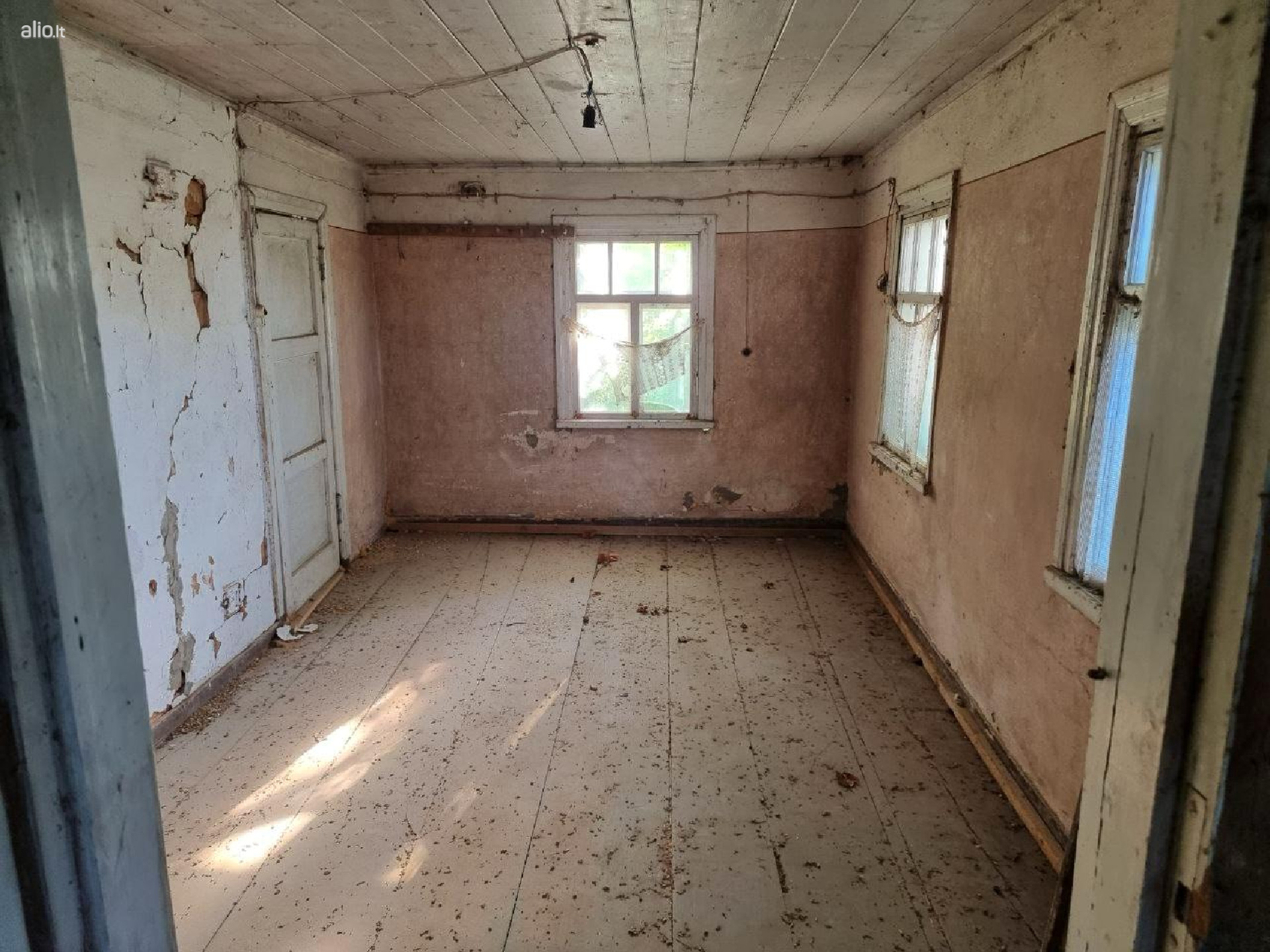 PARDUODAMA Sodyba Biržu raj .Skrebiskiu km. GALIMA IŠSIMOKĖTINAI