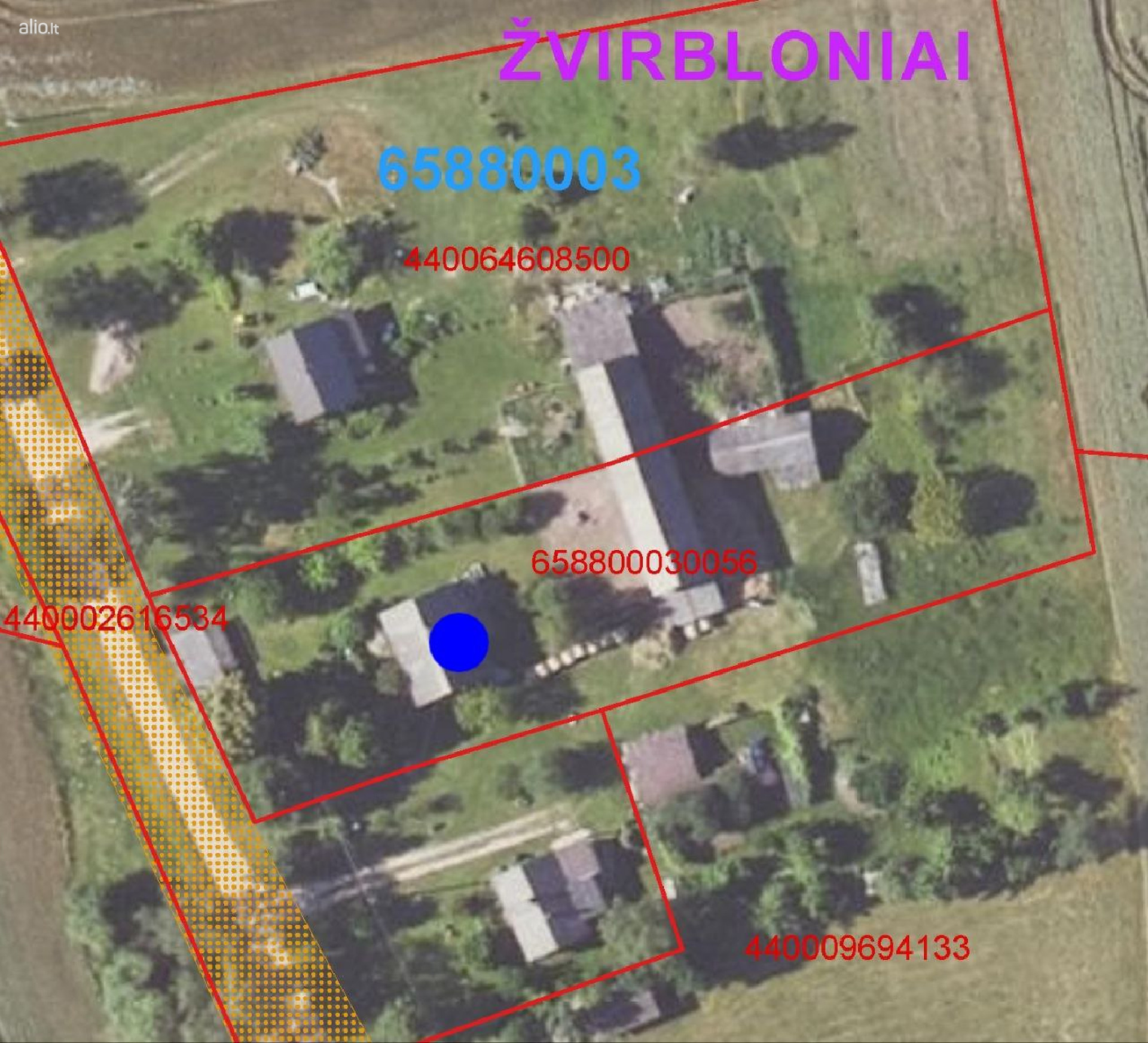 Parduodama sodyba su ūkiu ir sklypu Pakruojo raj. Mediniskiu km, galima išsimokėtinai.