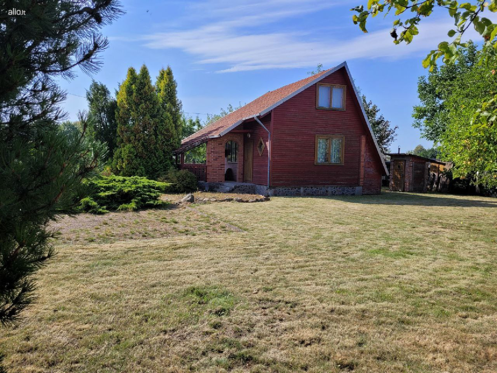 Parduodamas sodas netoli ežero Paežerių, Šeimynos sen. Vilkaviškyje.