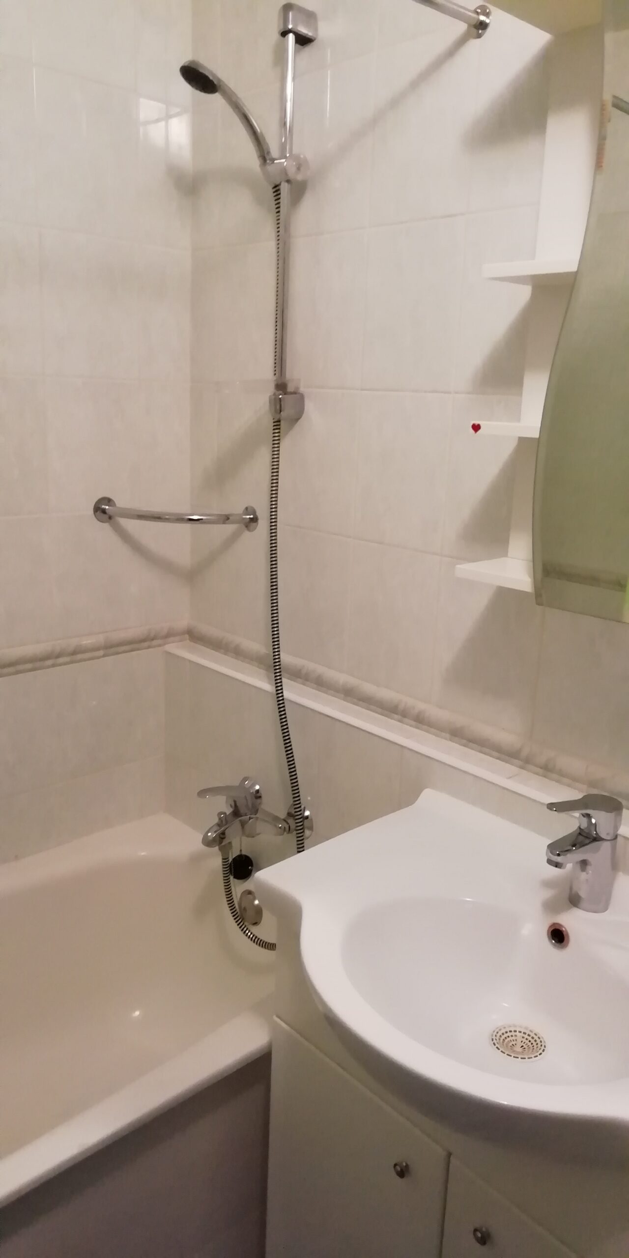 Išnuomojamas 2 kambarių butas