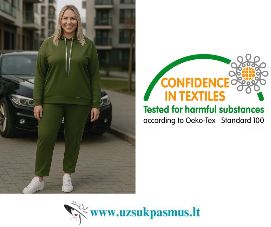 Trikotažinis laisvalaikio kostiumas apkūnioms