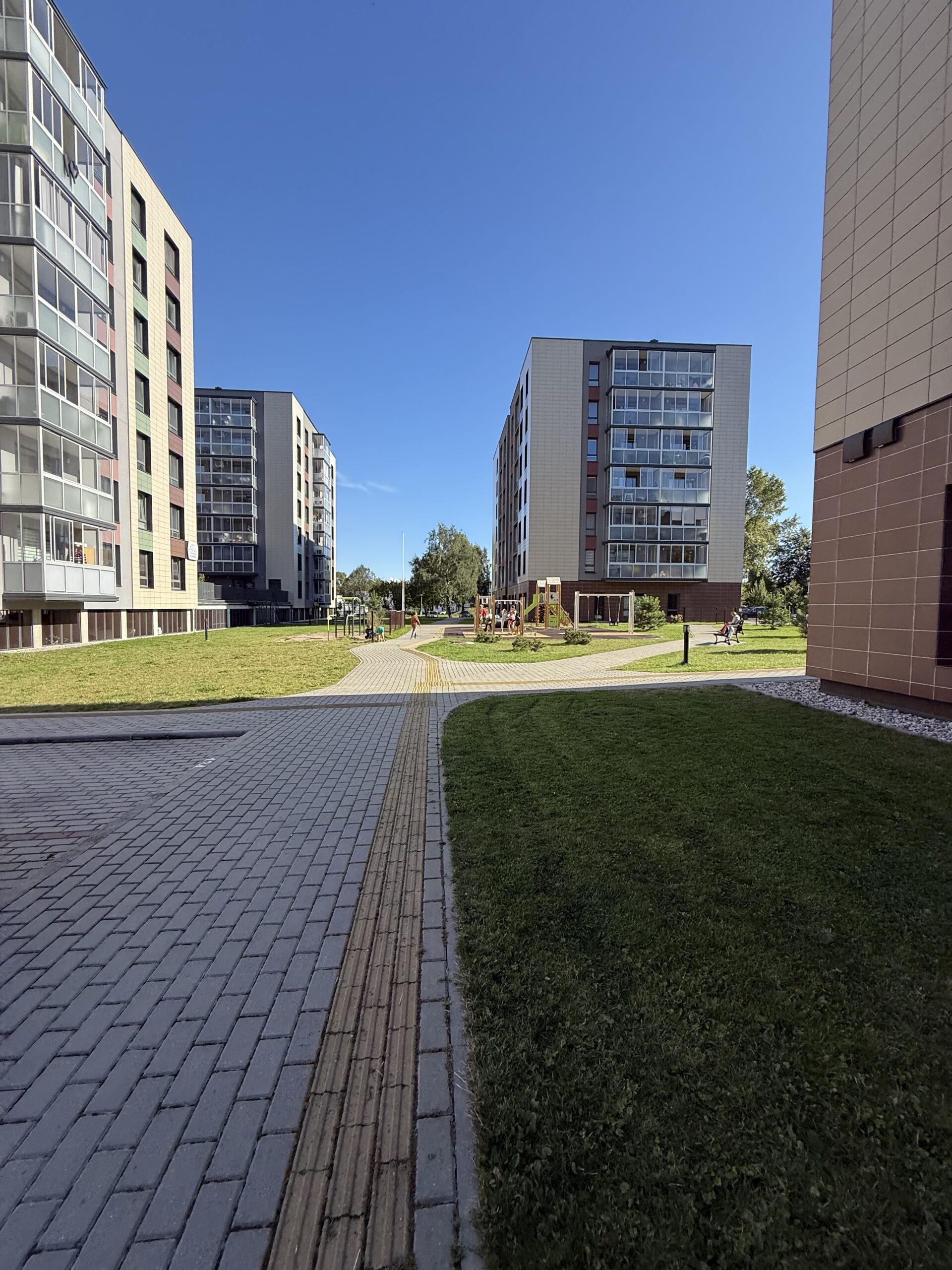 Naujos statybos 3 kambarių butas nuomai